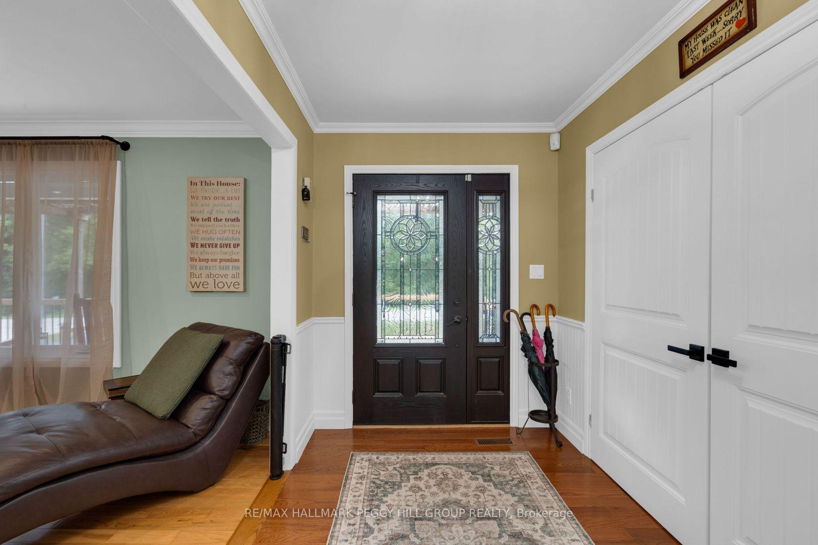 Photo 3 of 2889 Fairgrounds Road S, Clearview, Creemore — HOMEH