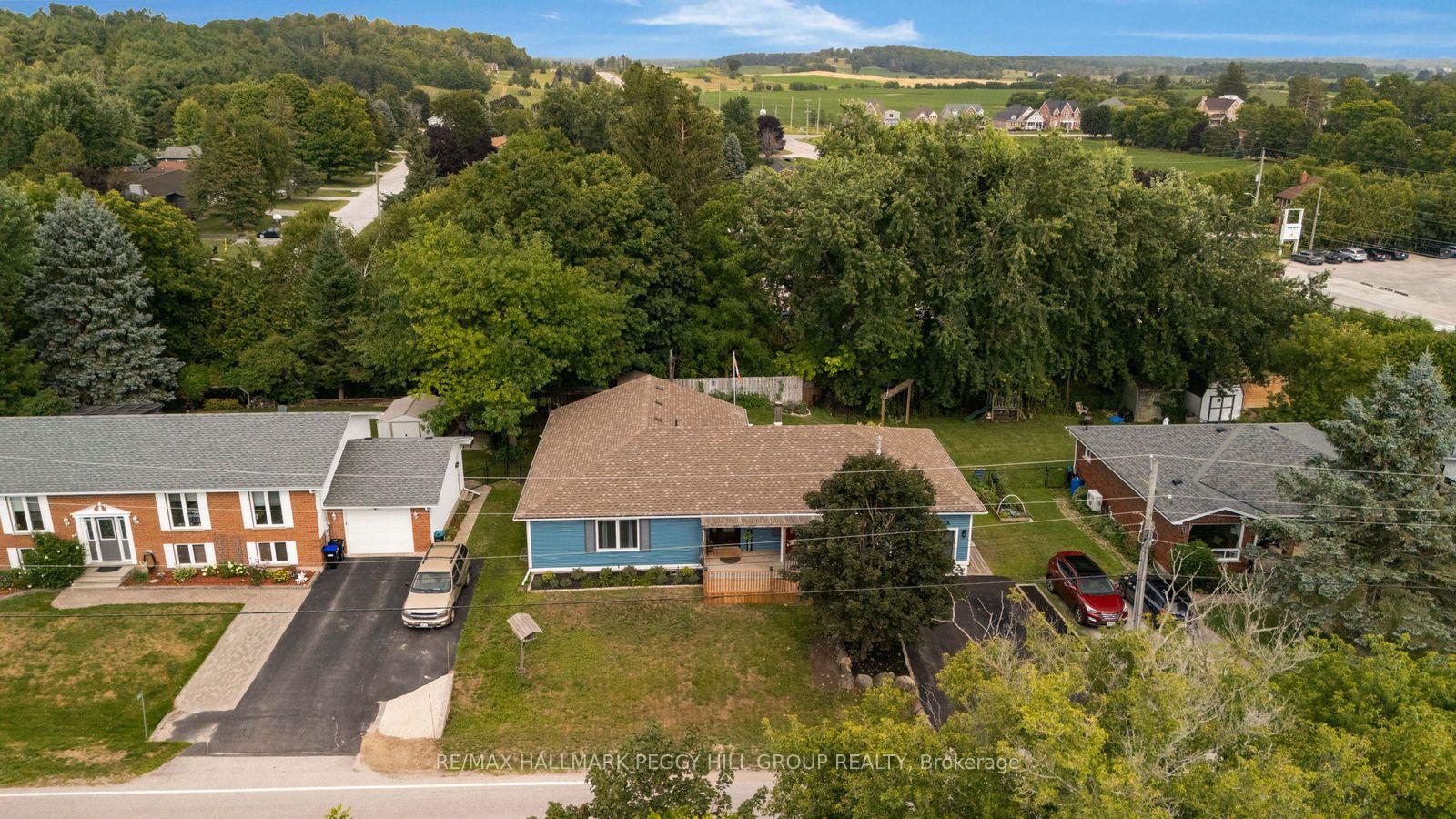 Photo 21 of 2889 Fairgrounds Road S, Clearview, Creemore — HOMEH