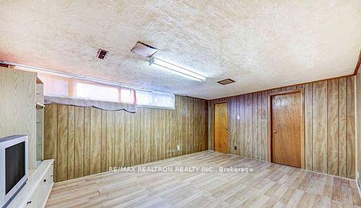 Photo 7 of 49 Janray (BSMNT) Drive, Scarborough, Woburn — HOMEH