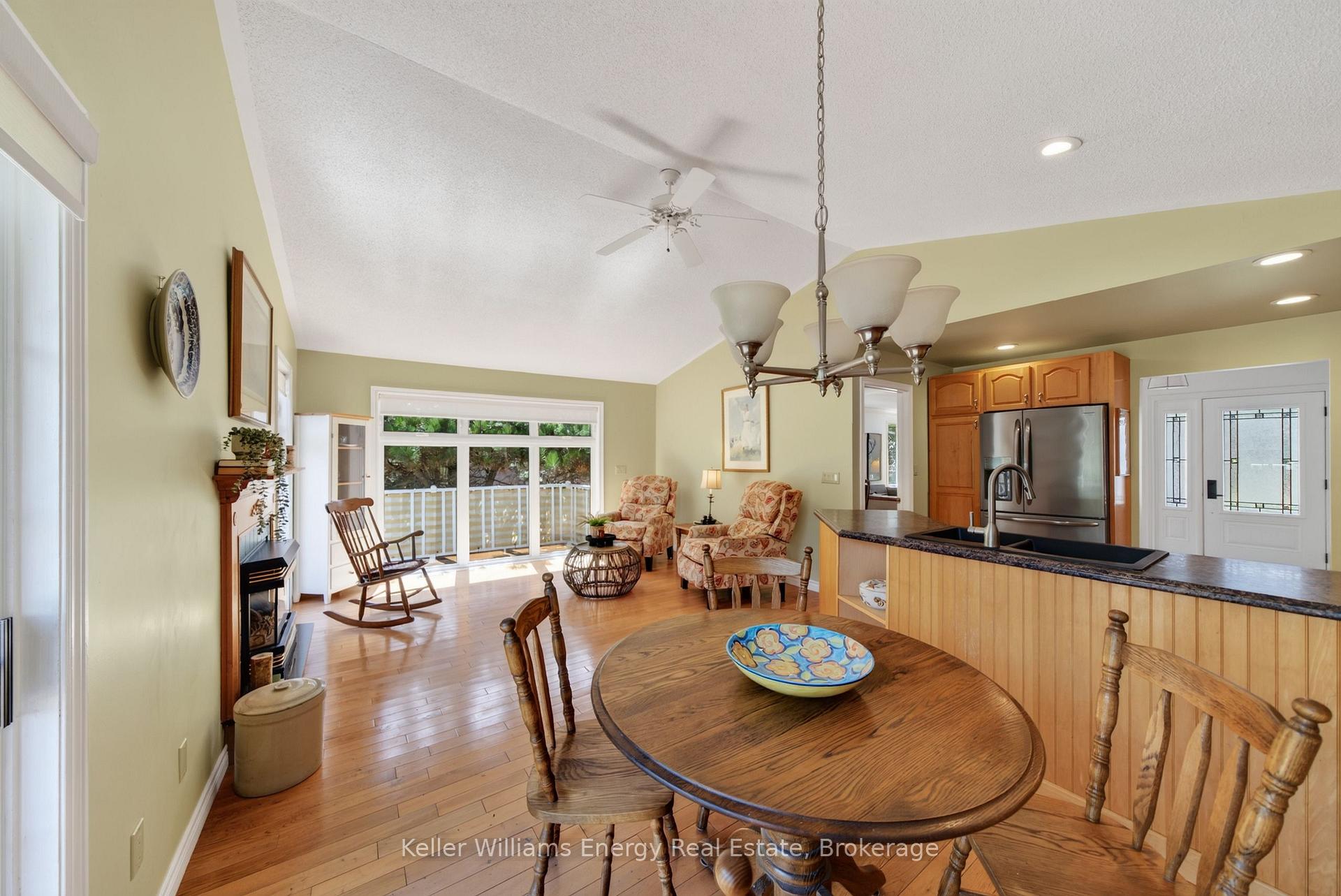 Photo 13 of 89 Westwind Crescent, Prince Edward County, Wellington Ward — HOMEH