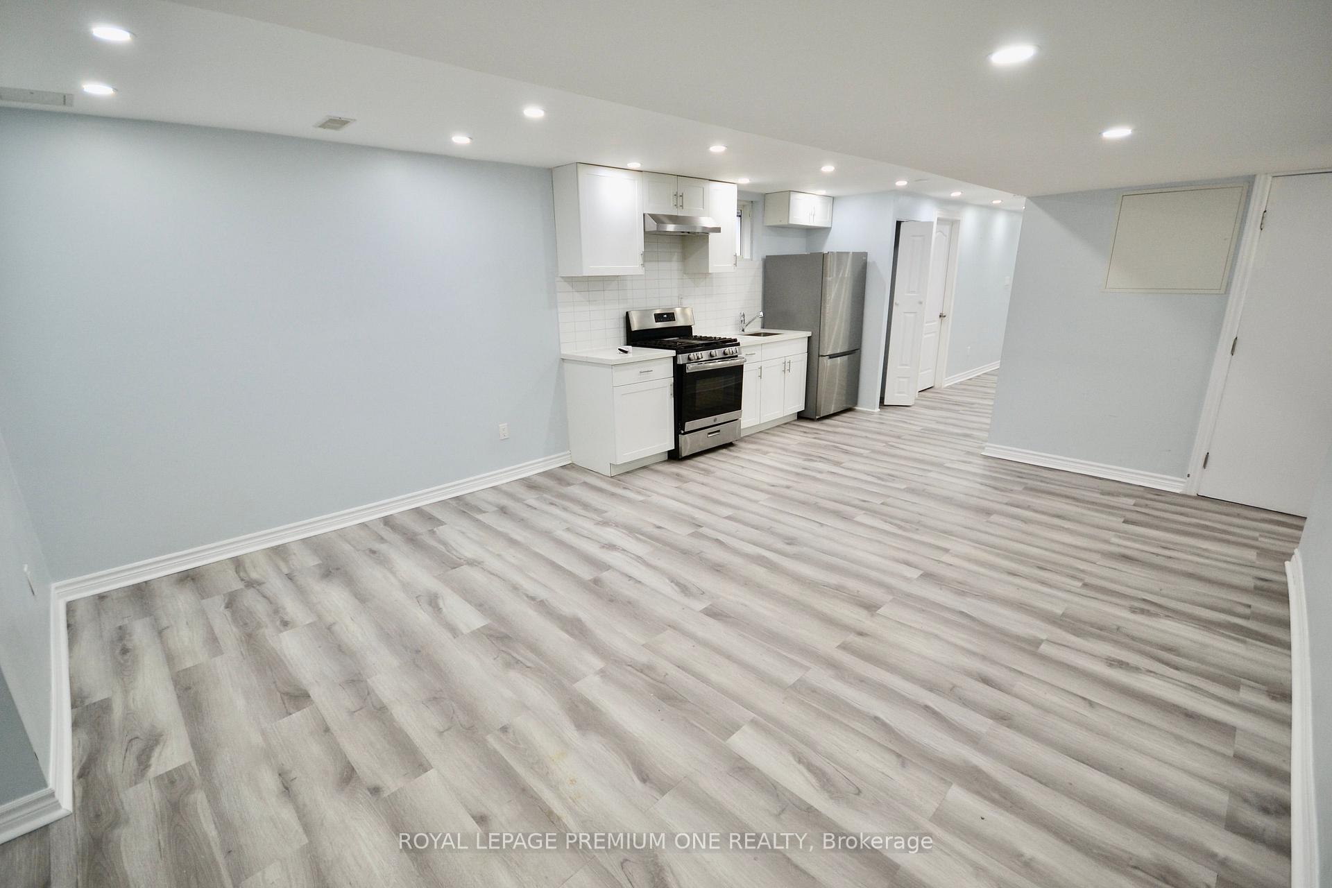 Photo 8 of 465 Kleinburg Summit Way, Vaughan, Kleinburg — HOMEH