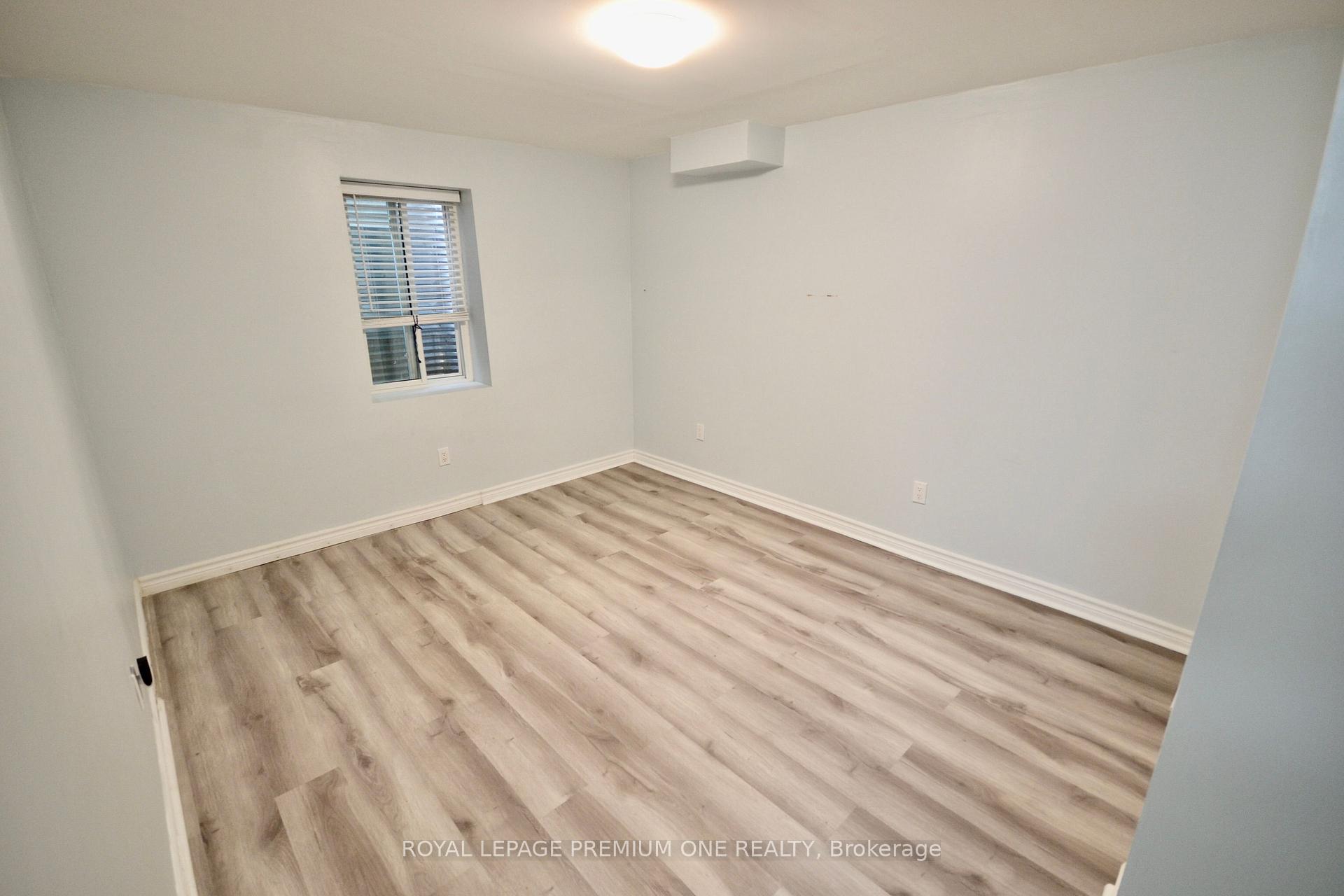Photo 13 of 465 Kleinburg Summit Way, Vaughan, Kleinburg — HOMEH