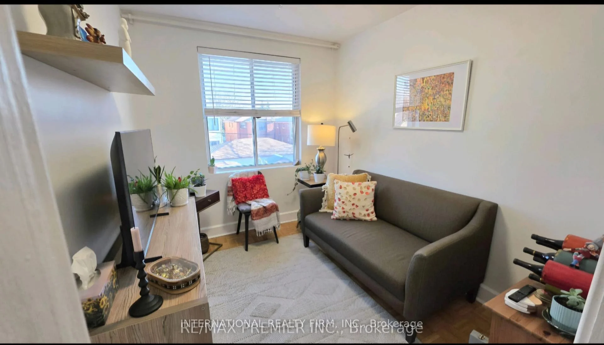 Photo 2 of Unit 2, 75 Auburn Avenue, Toronto, Corso Italia-Davenport — HOMEH