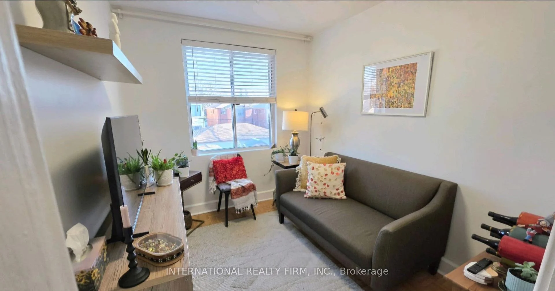 Photo 6 of Unit 2, 75 Auburn Avenue, Toronto, Corso Italia-Davenport — HOMEH