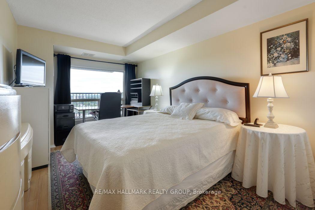 Photo 14 of Unit 1006, 545 St Laurent Boulevard, Ottawa, Viscount Alexander Park — HOMEH