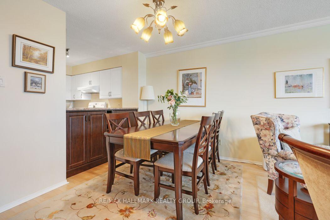 Photo 19 of Unit 1006, 545 St Laurent Boulevard, Ottawa, Viscount Alexander Park — HOMEH