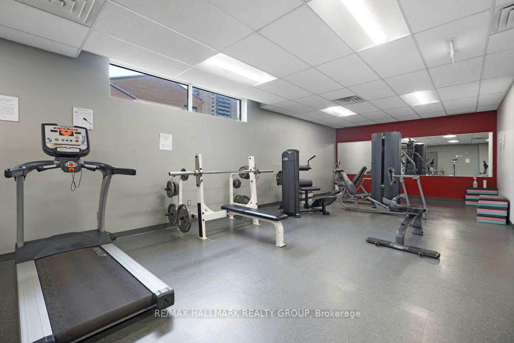 Photo 27 of Unit 1006, 545 St Laurent Boulevard, Ottawa, Viscount Alexander Park — HOMEH