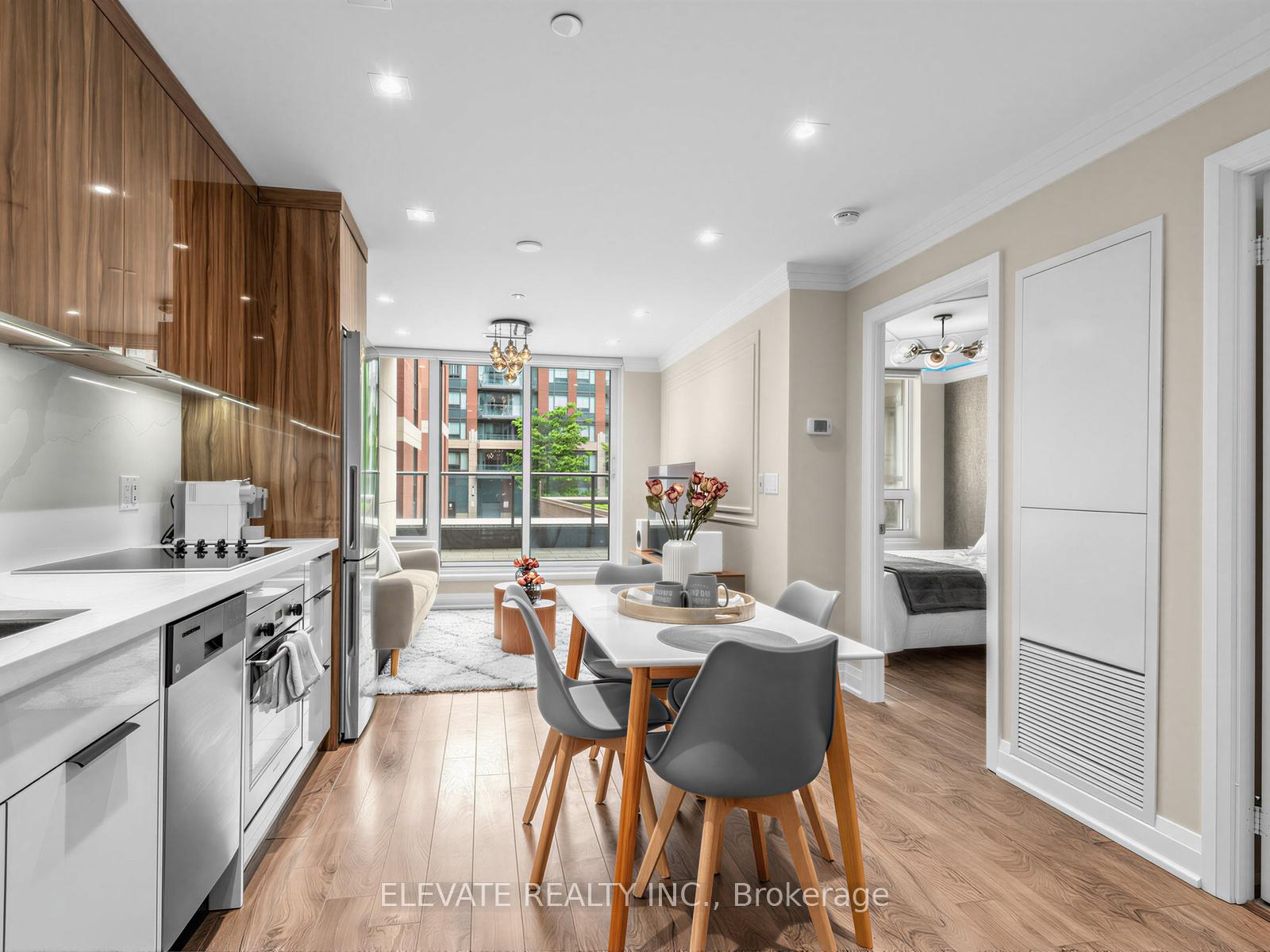 Photo 3 of Unit 229, 18 Uptown Drive, Markham, Unionville — HOMEH