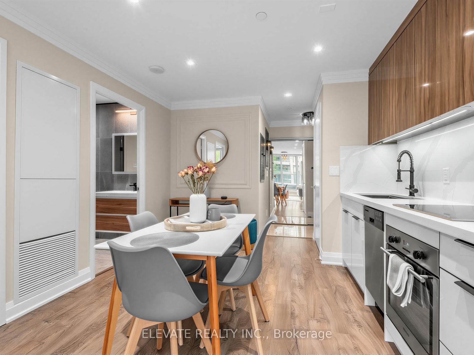 Photo 6 of Unit 229, 18 Uptown Drive, Markham, Unionville — HOMEH