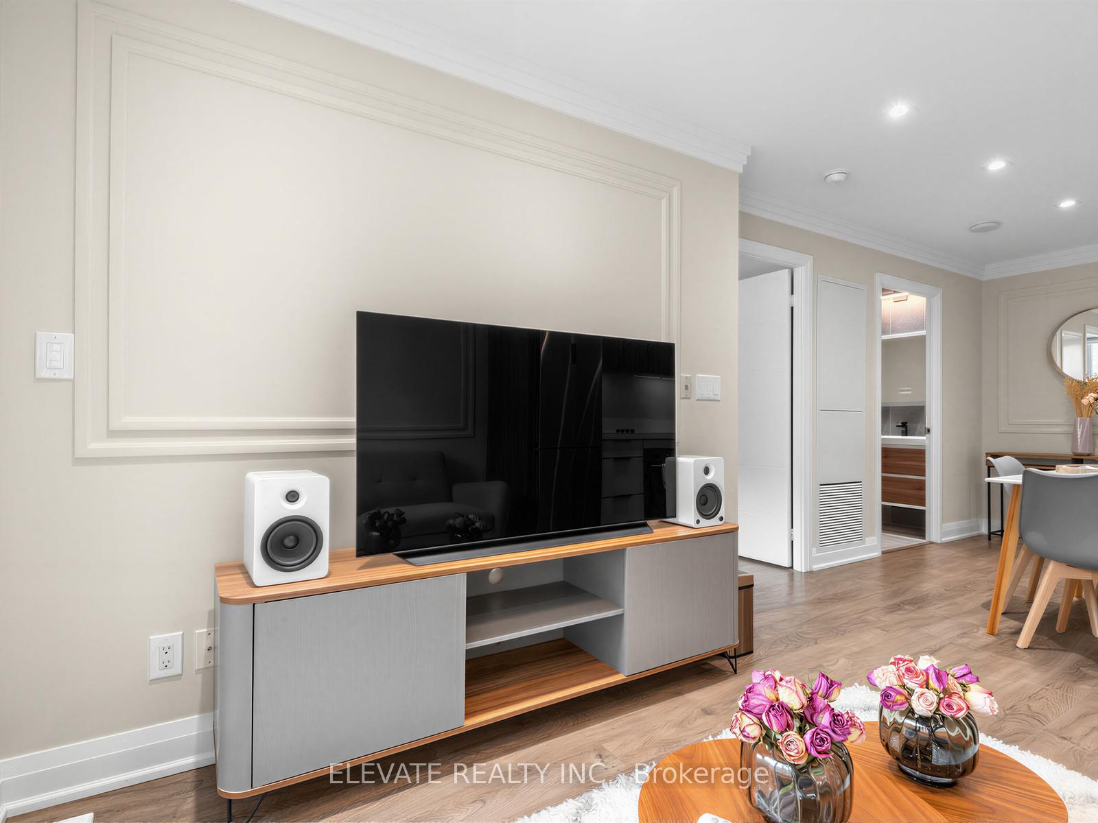 Photo 14 of Unit 229, 18 Uptown Drive, Markham, Unionville — HOMEH