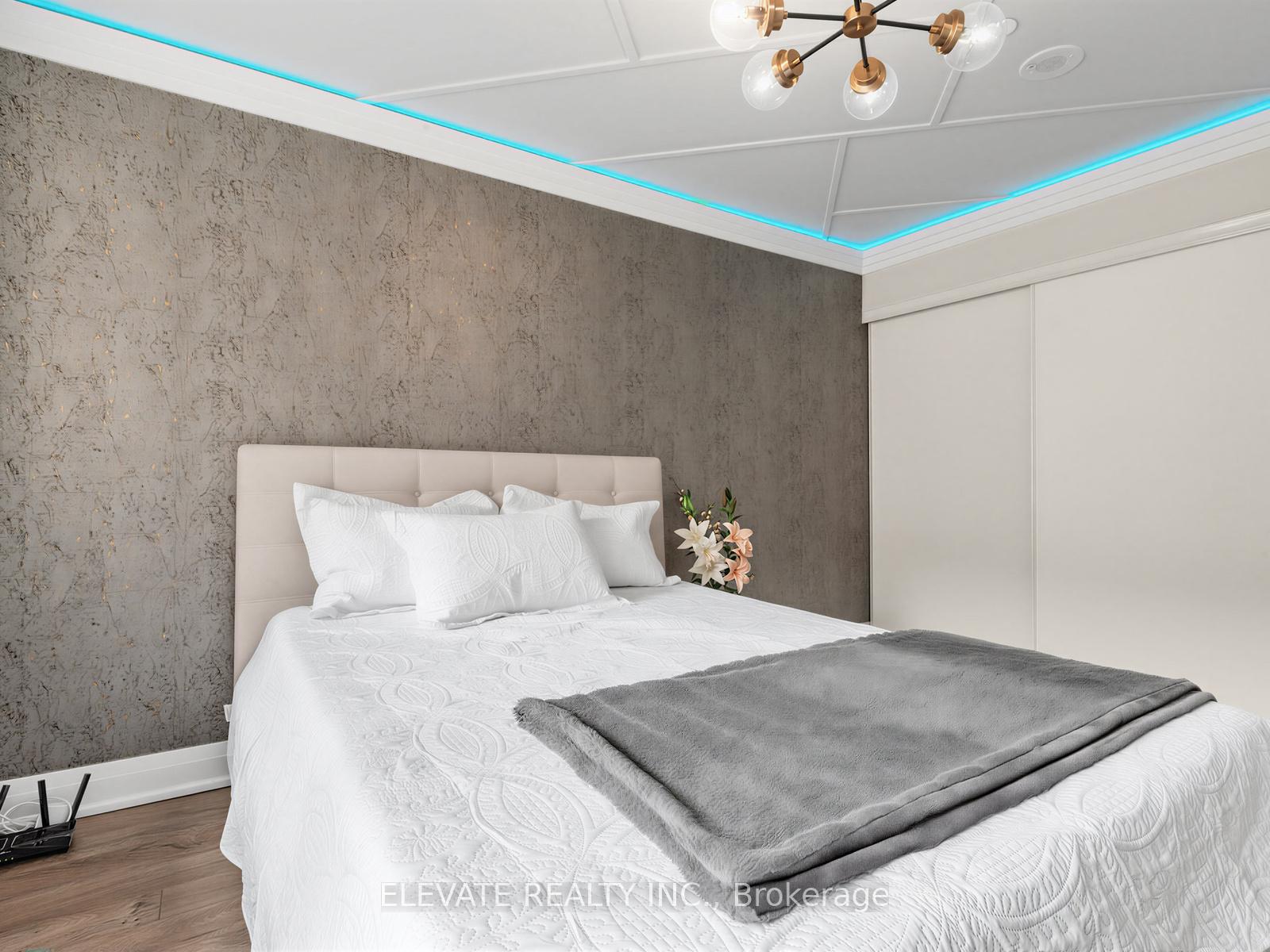 Photo 18 of Unit 229, 18 Uptown Drive, Markham, Unionville — HOMEH