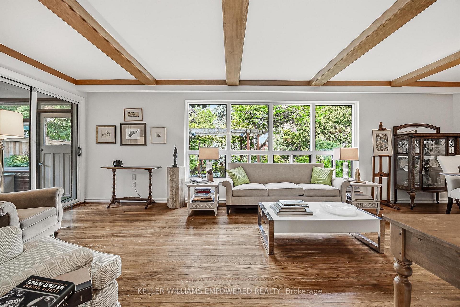 Photo 5 of 53 Neilson Drive, Etobicoke, Markland Wood — HOMEH