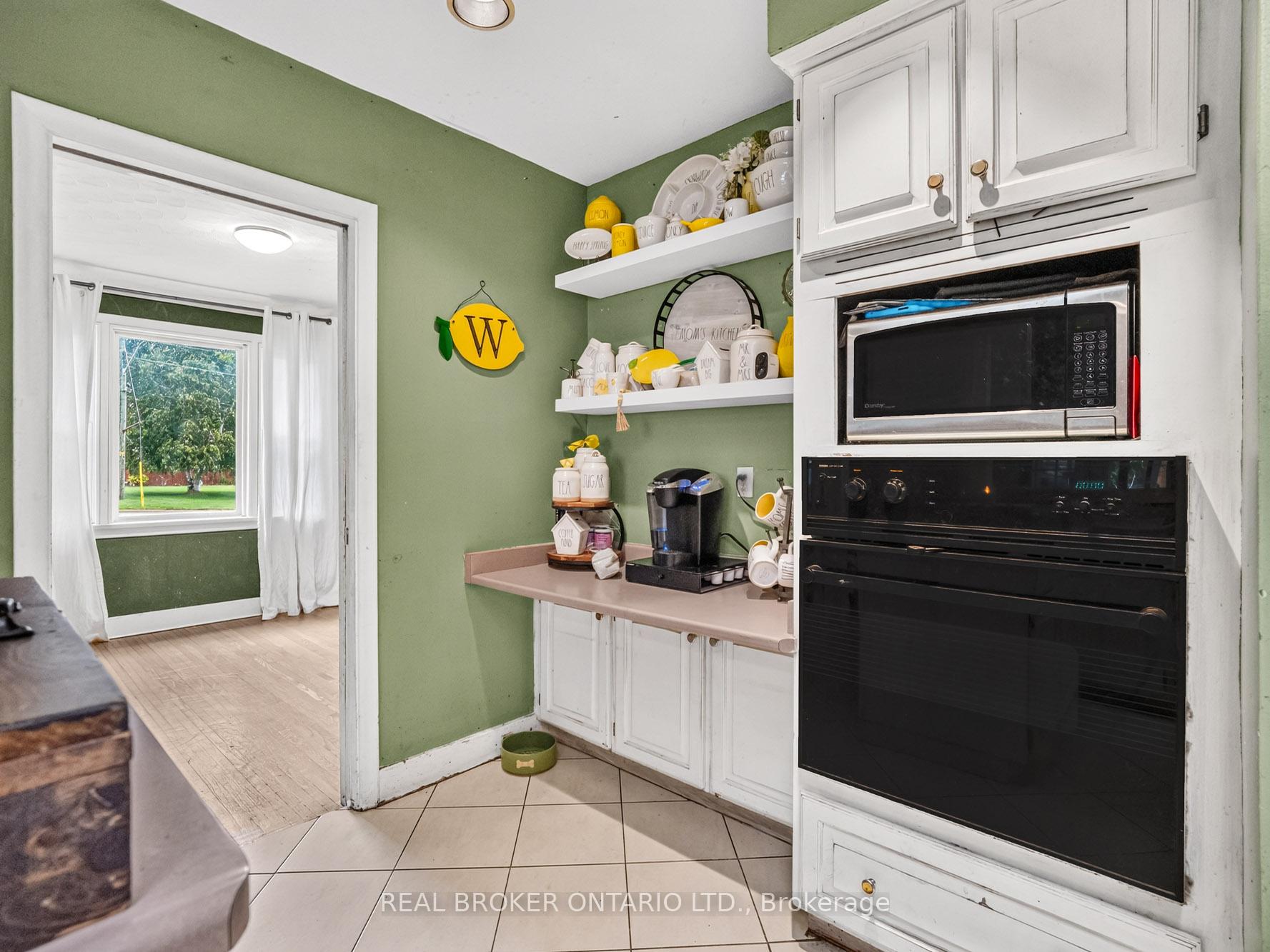 Photo 15 of 20 Alan Crescent, Pelham, Fonthill — HOMEH