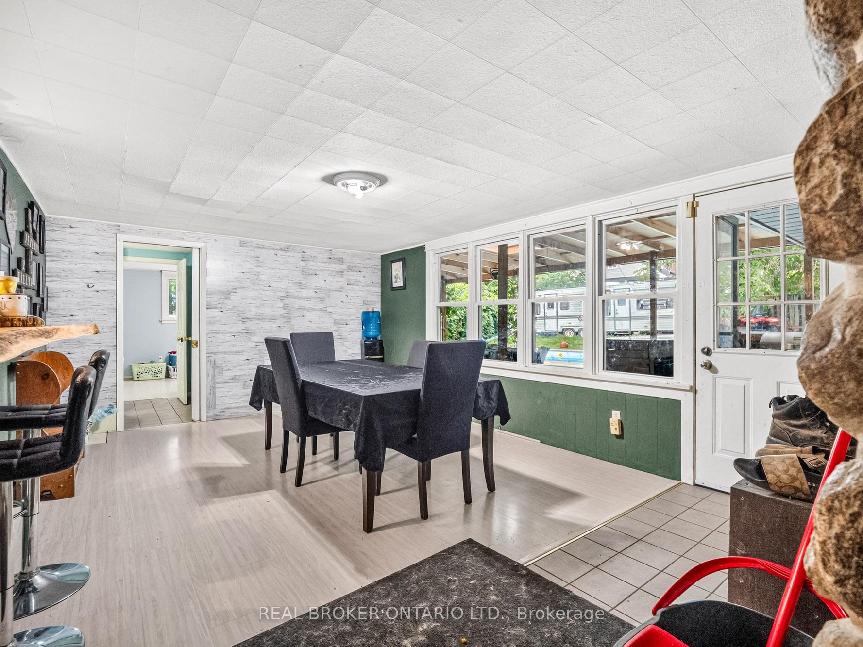 Photo 16 of 20 Alan Crescent, Pelham, Fonthill — HOMEH