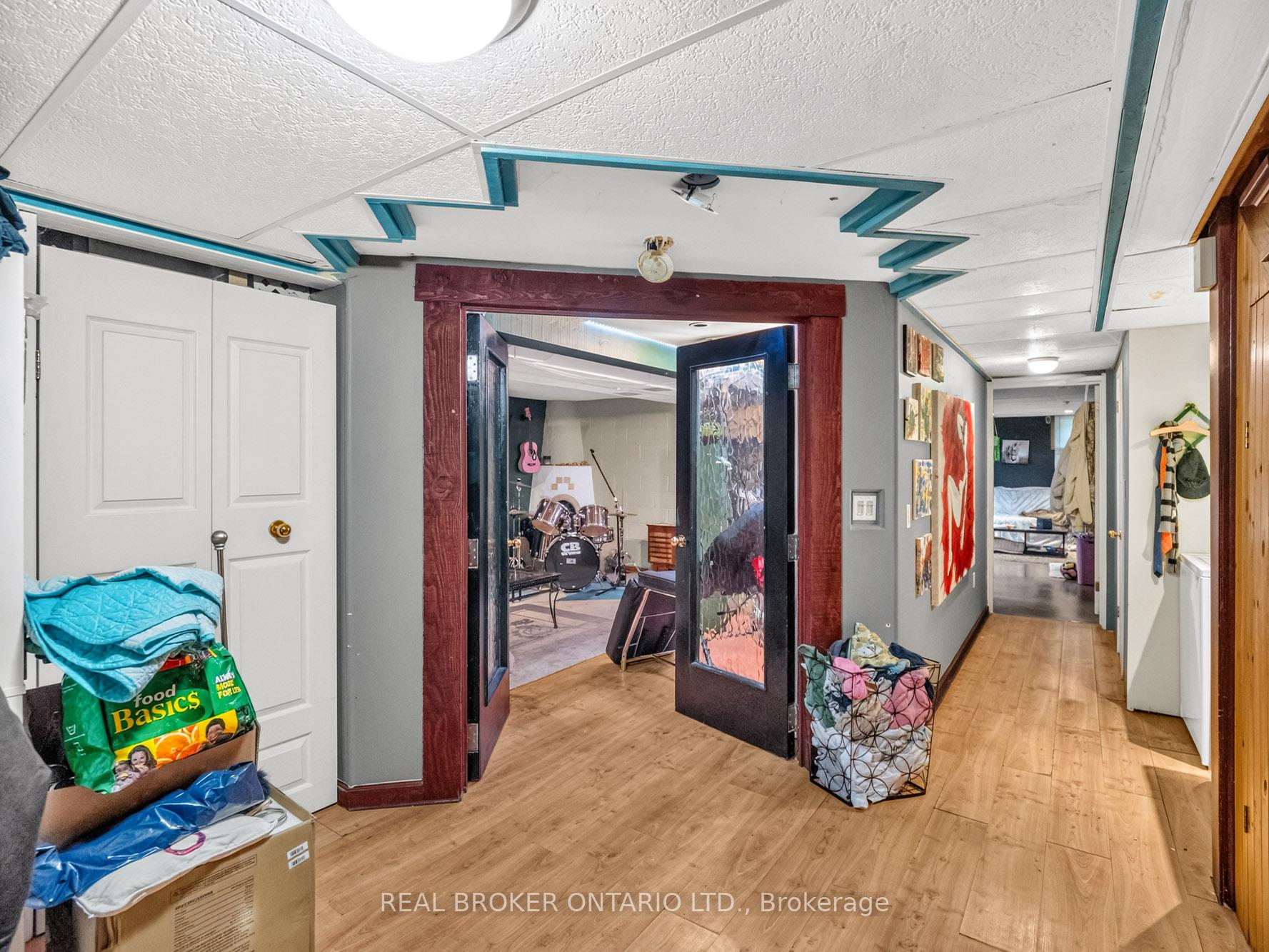 Photo 26 of 20 Alan Crescent, Pelham, Fonthill — HOMEH