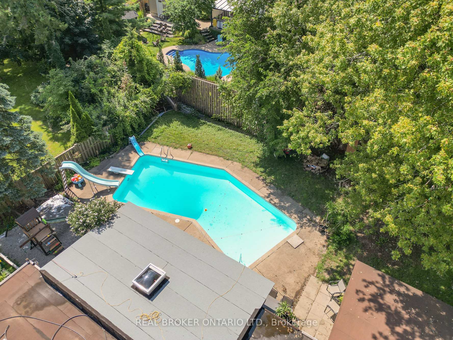 Photo 37 of 20 Alan Crescent, Pelham, Fonthill — HOMEH