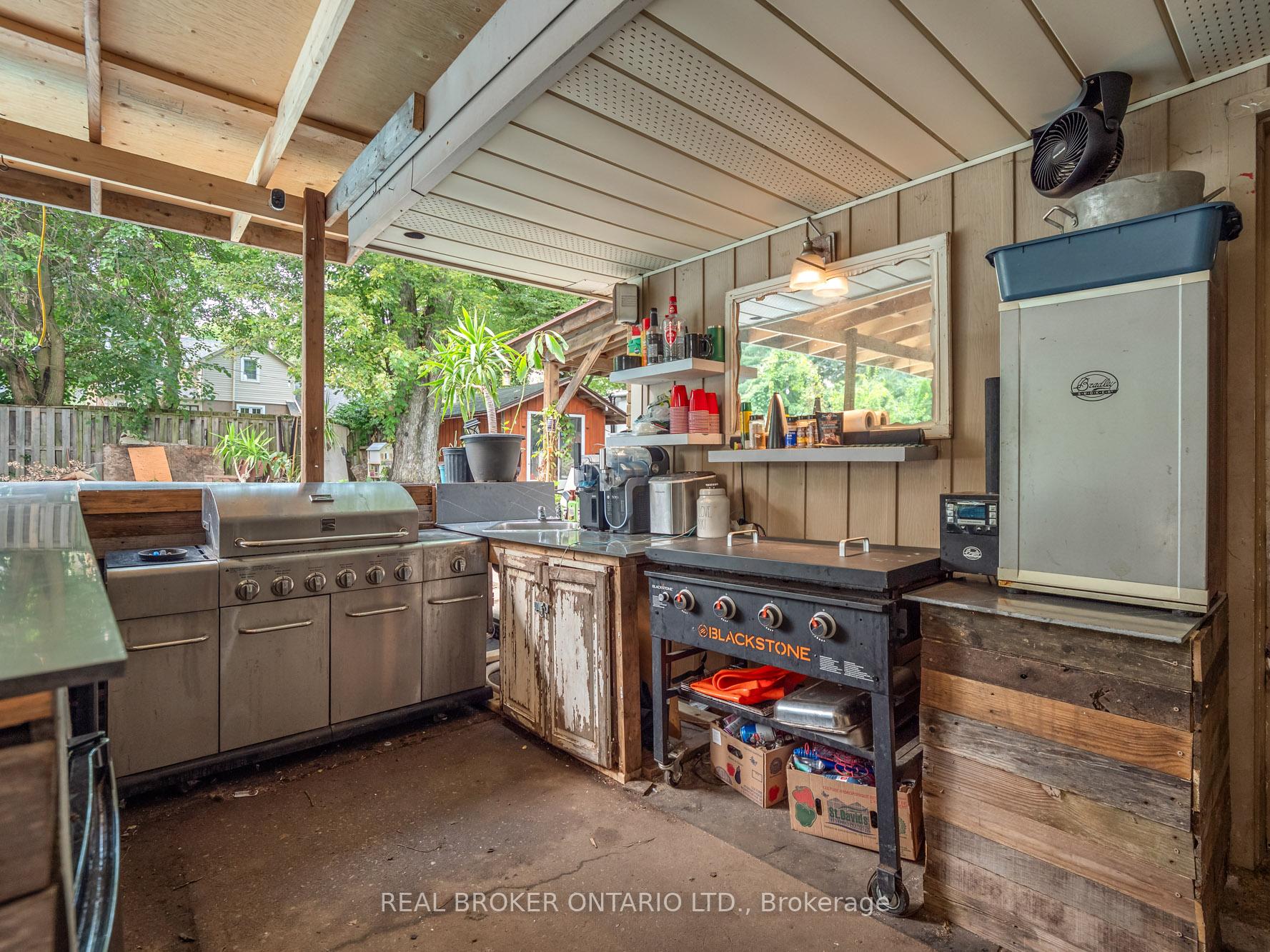 Photo 40 of 20 Alan Crescent, Pelham, Fonthill — HOMEH