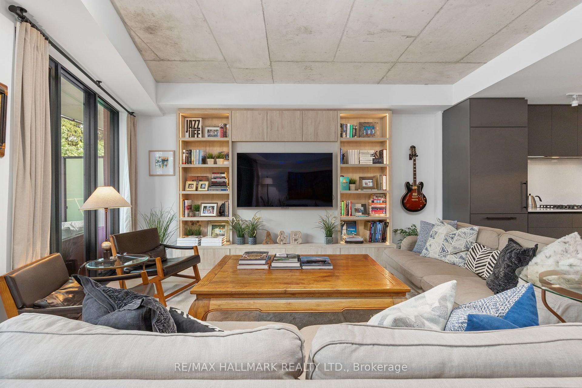 Photo 3 of Unit 309, 1720 Bayview Avenue, Toronto, Mount Pleasant East — HOMEH