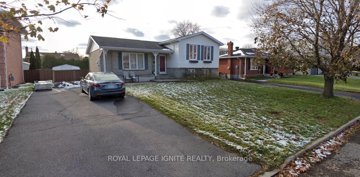 Photo 2 of 810 Chelsea Crescent, Cornwall, Cornwall — HOMEH