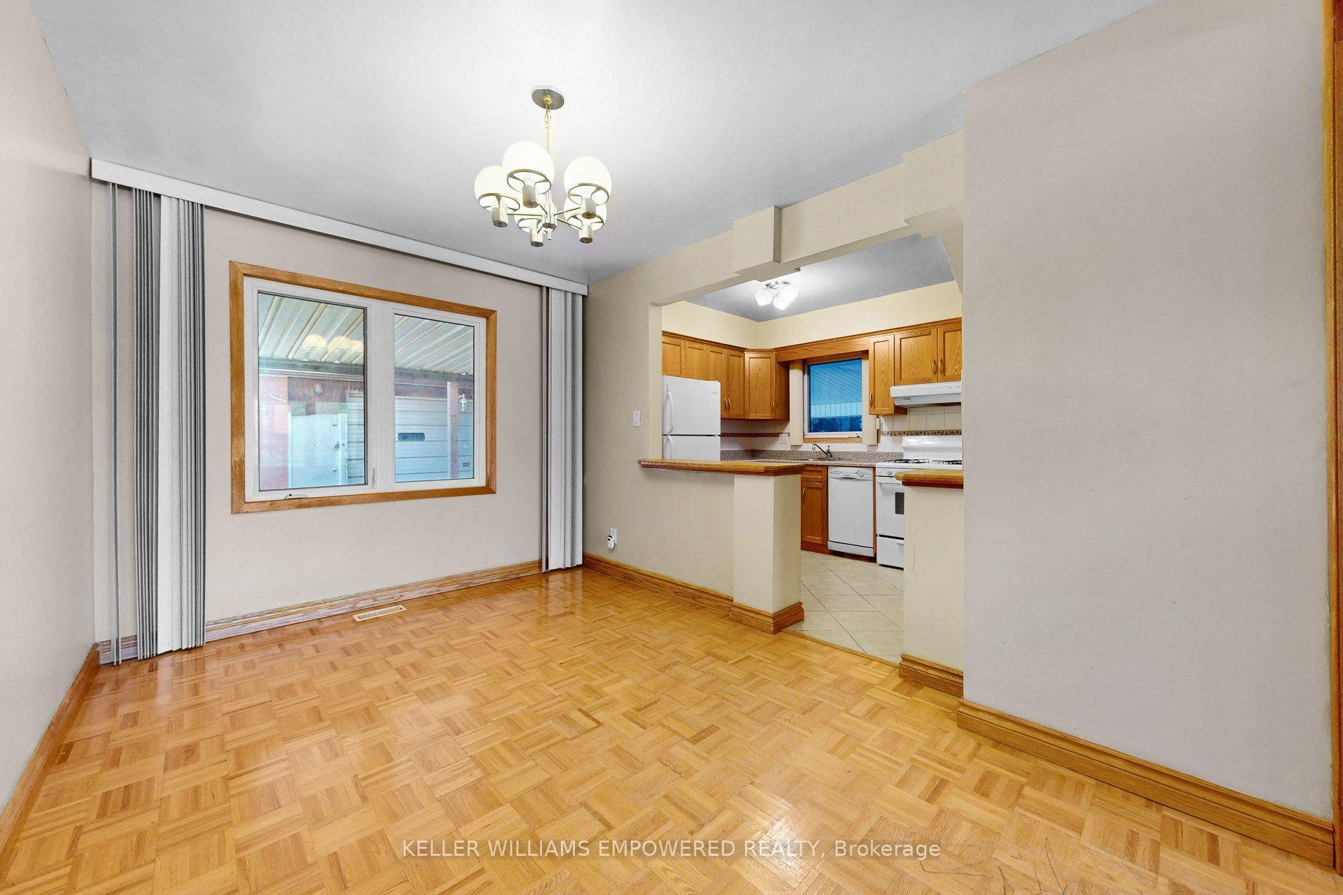 Photo 11 of 3 Hilldale Road, Toronto, Rockcliffe-Smythe — HOMEH