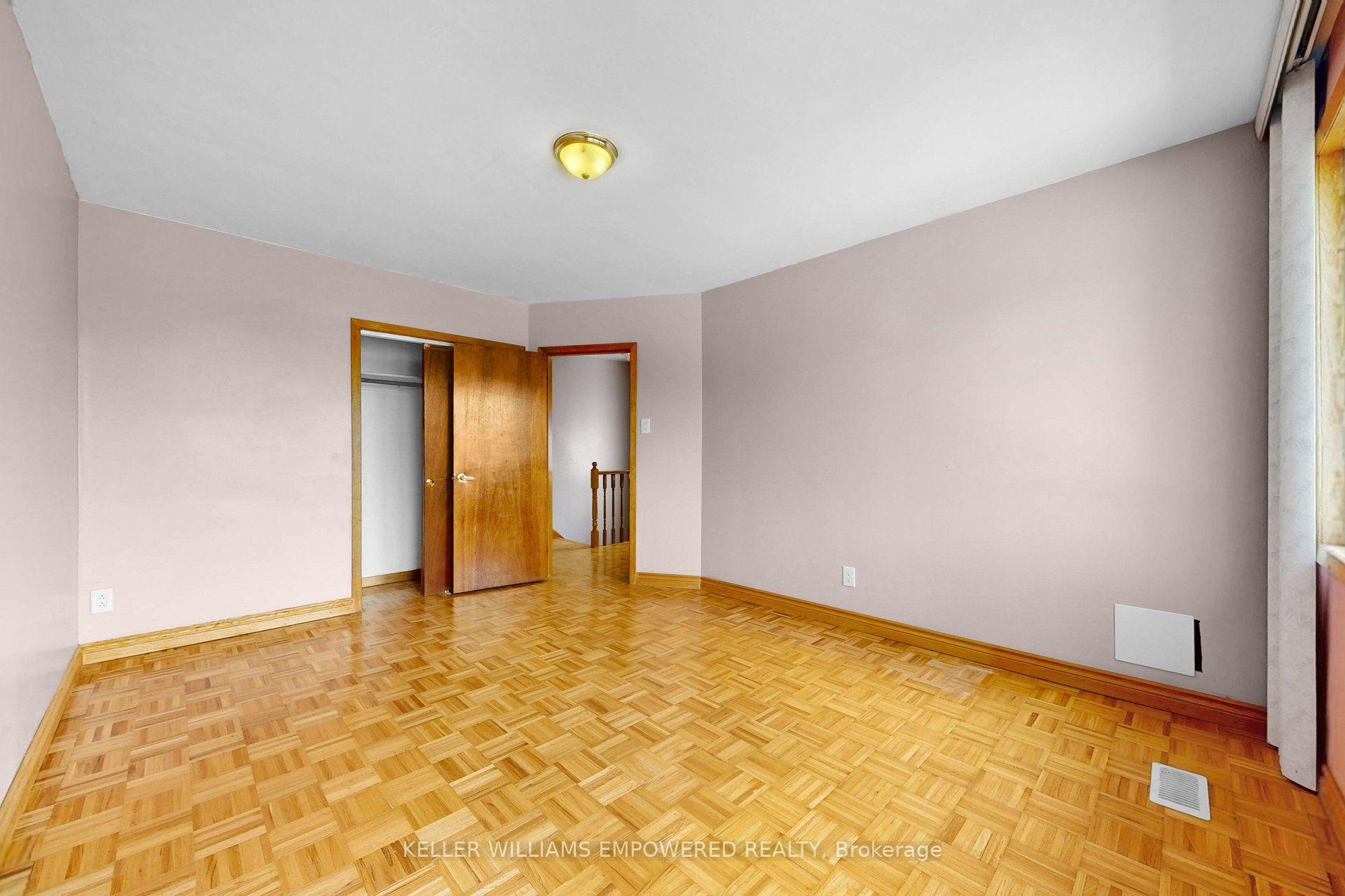 Photo 22 of 3 Hilldale Road, Toronto, Rockcliffe-Smythe — HOMEH