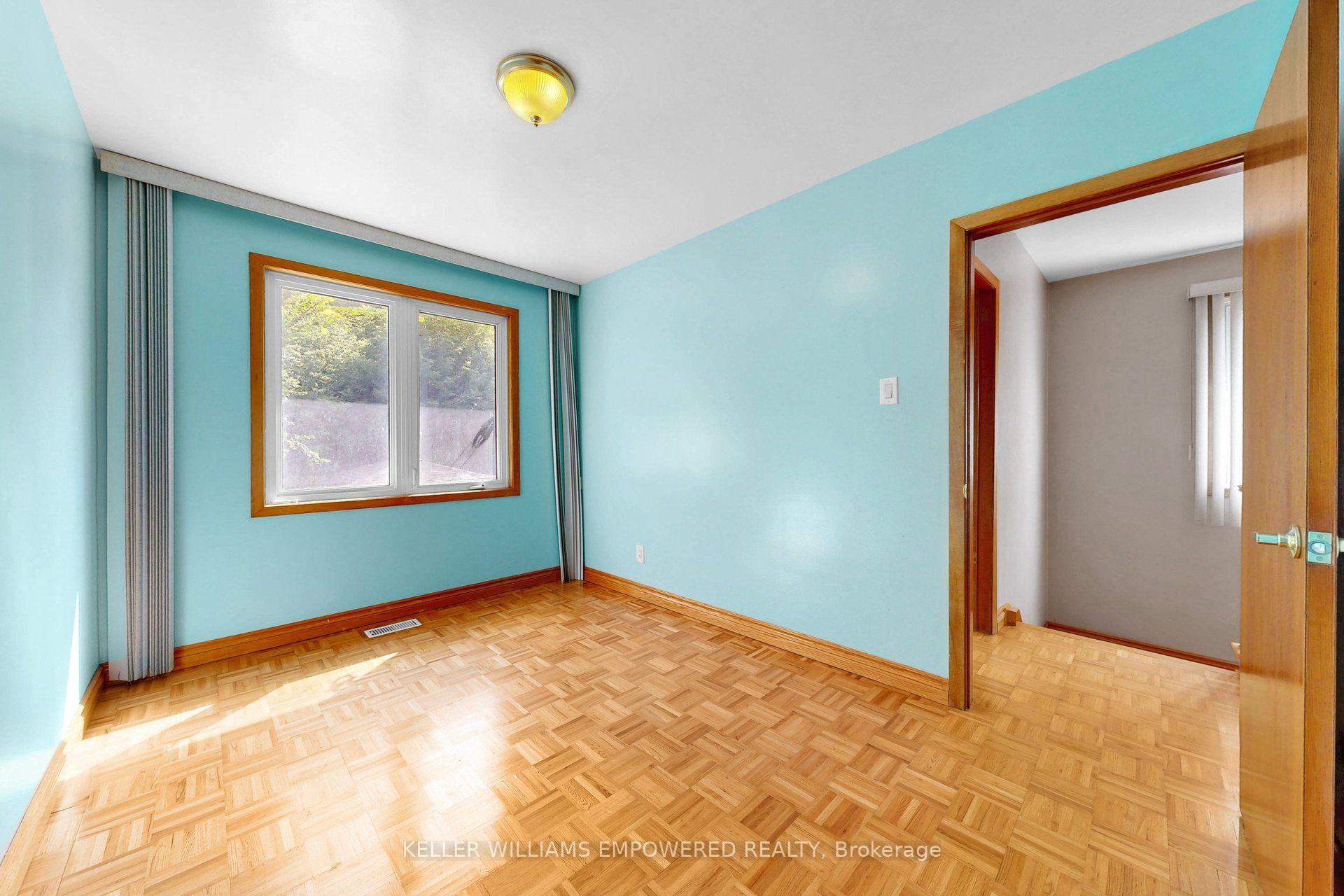 Photo 23 of 3 Hilldale Road, Toronto, Rockcliffe-Smythe — HOMEH