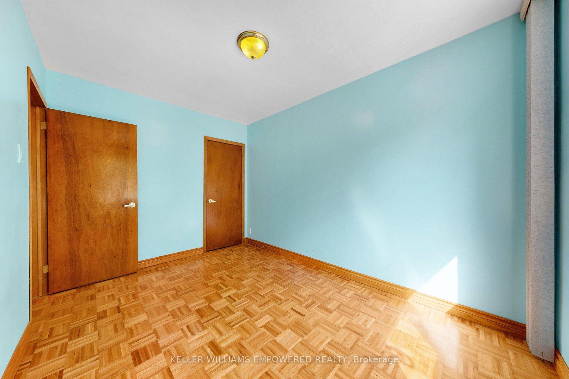 Photo 24 of 3 Hilldale Road, Toronto, Rockcliffe-Smythe — HOMEH