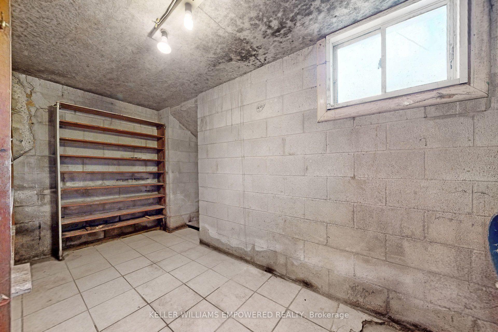Photo 35 of 3 Hilldale Road, Toronto, Rockcliffe-Smythe — HOMEH