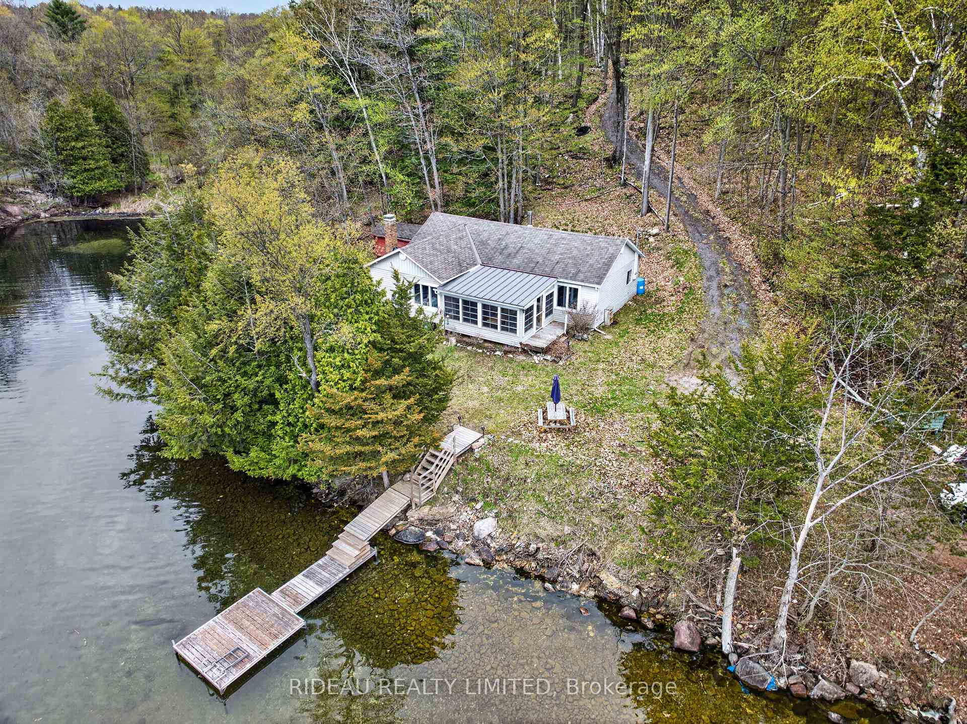 Photo 2 of 9 Sparrow Lane, Rideau Lakes, Rideau Lakes (North Crosby) Twp — HOMEH