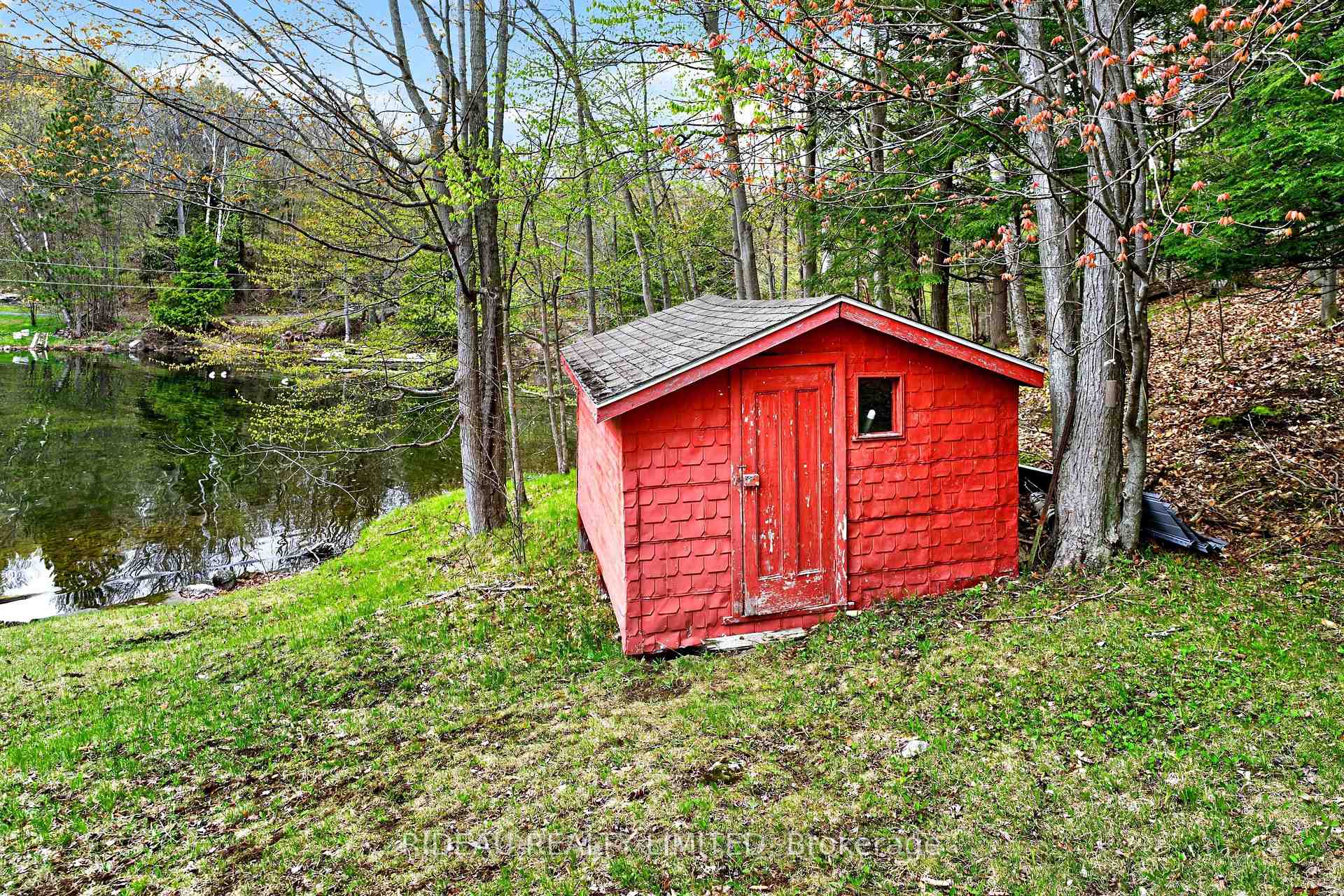 Photo 29 of 9 Sparrow Lane, Rideau Lakes, Rideau Lakes (North Crosby) Twp — HOMEH