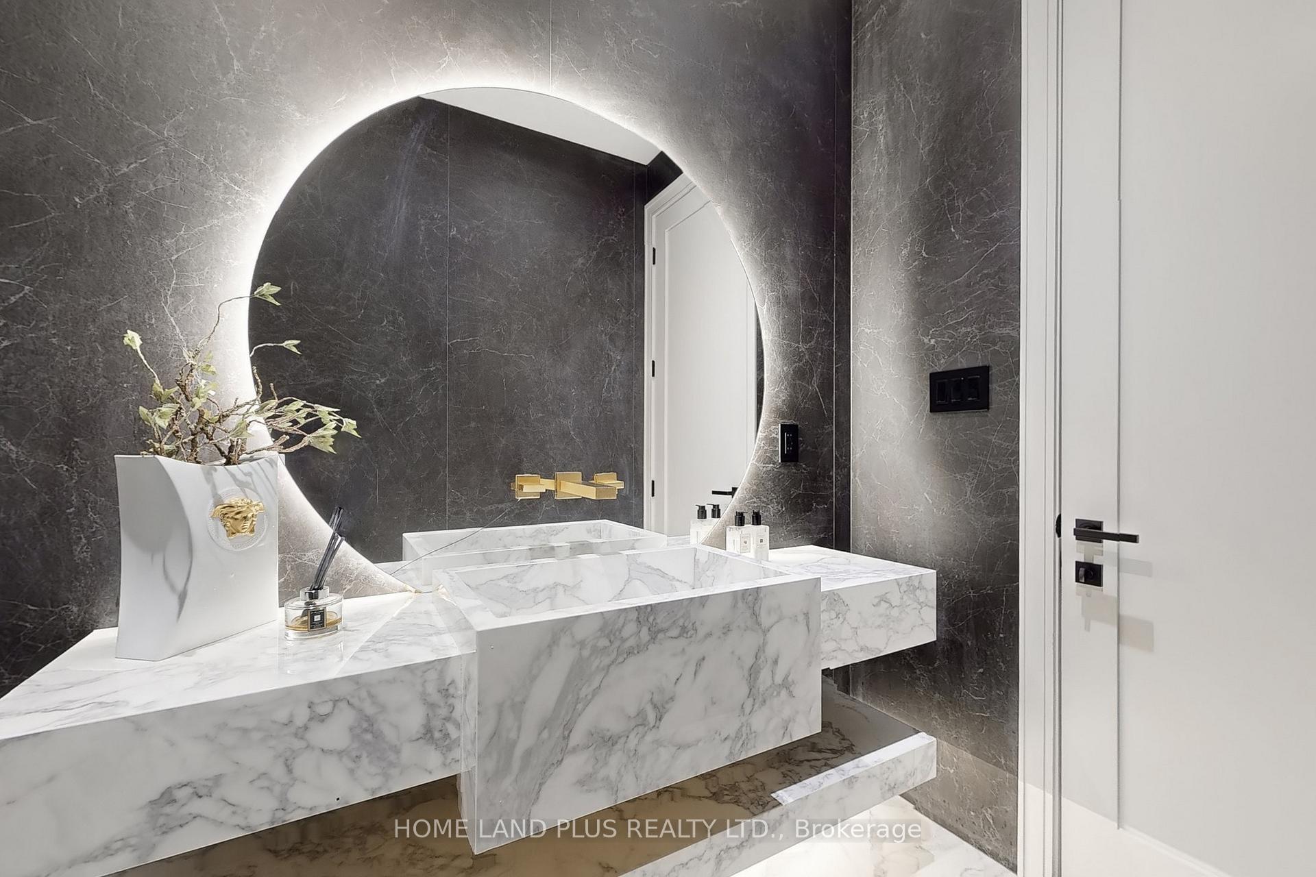 Photo 22 of 127 Ridley Boulevard, Toronto, Bedford Park-Nortown — HOMEH