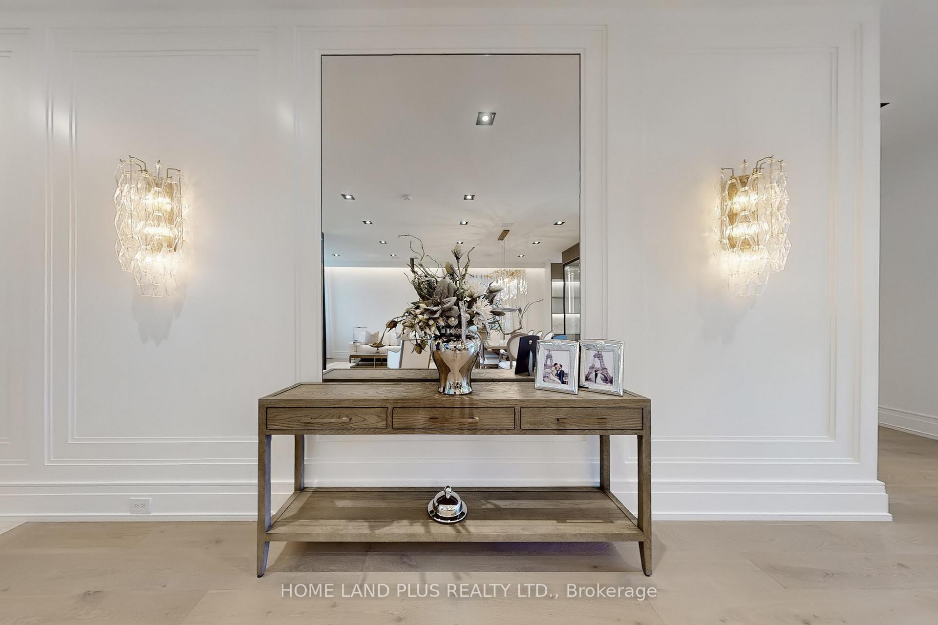Photo 27 of 127 Ridley Boulevard, Toronto, Bedford Park-Nortown — HOMEH