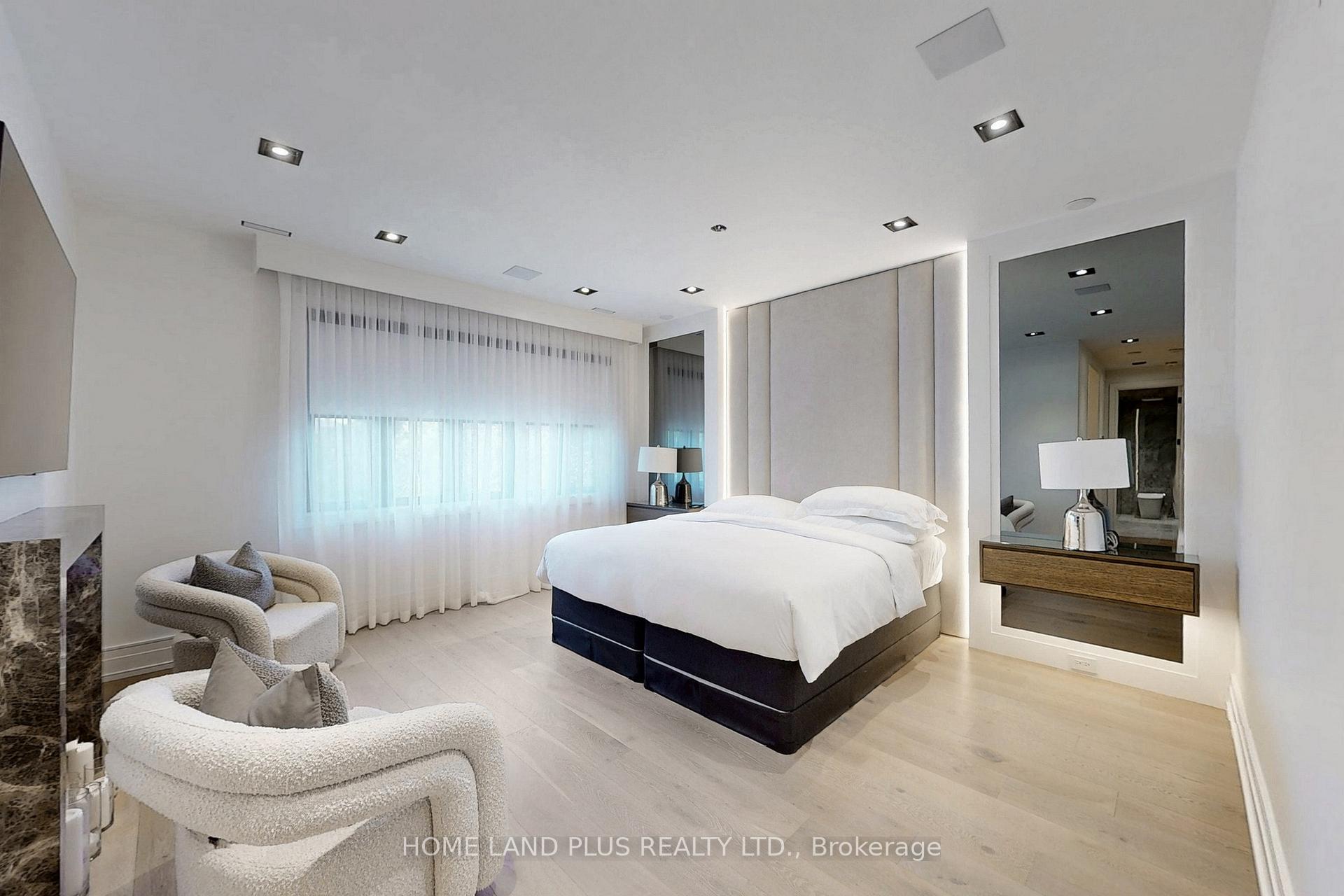Photo 28 of 127 Ridley Boulevard, Toronto, Bedford Park-Nortown — HOMEH