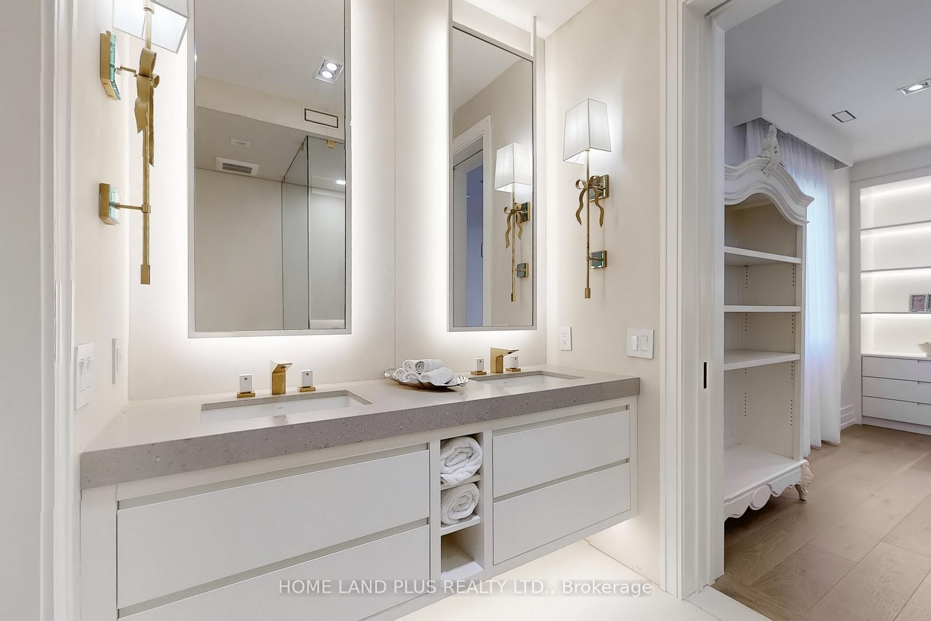 Photo 37 of 127 Ridley Boulevard, Toronto, Bedford Park-Nortown — HOMEH