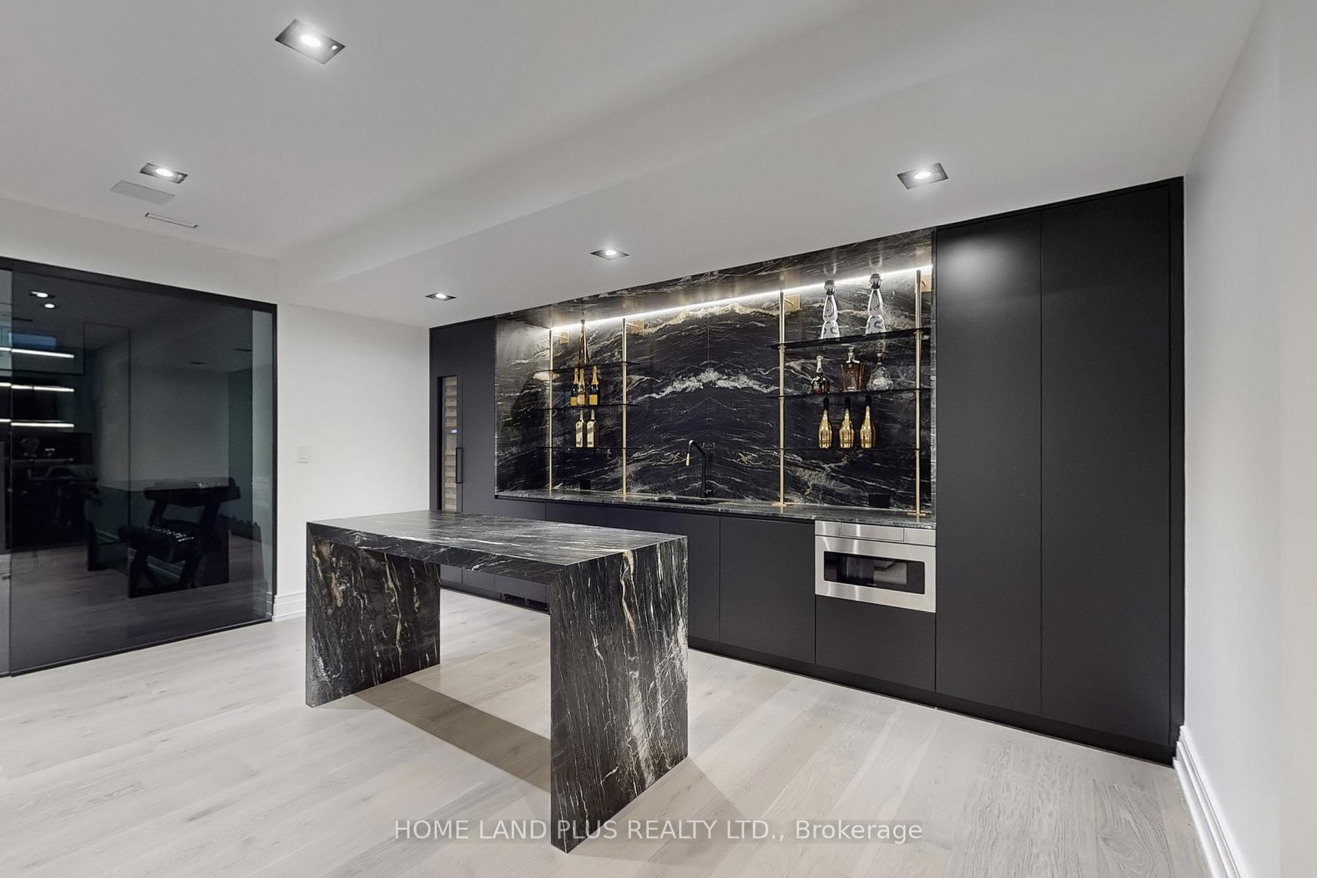 Photo 42 of 127 Ridley Boulevard, Toronto, Bedford Park-Nortown — HOMEH