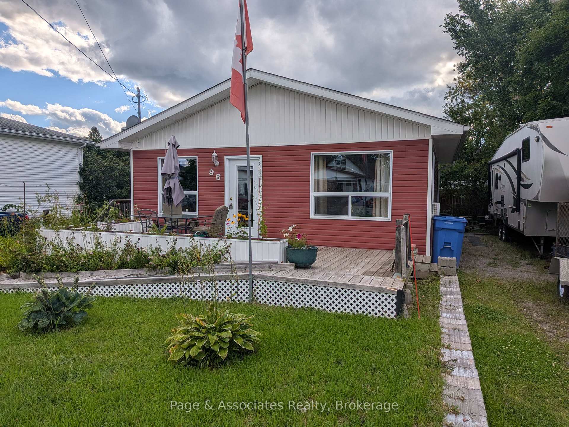 Photo 1 of 95 Nipissing Street, West Nipissing, Sturgeon Falls — HOMEH
