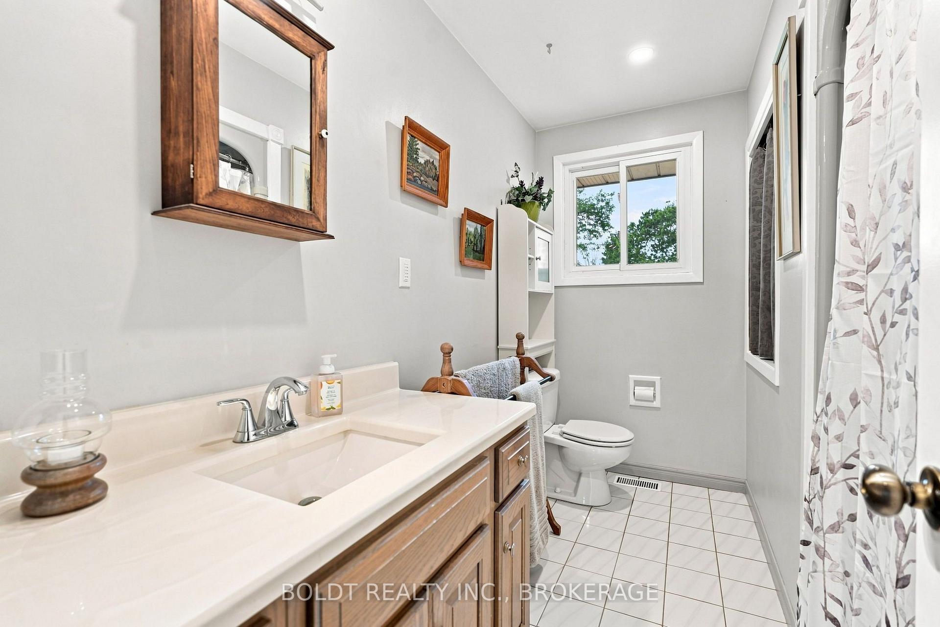 Photo 18 of 1452 Cataract Road, Thorold, Hurricane/Merrittville — HOMEH