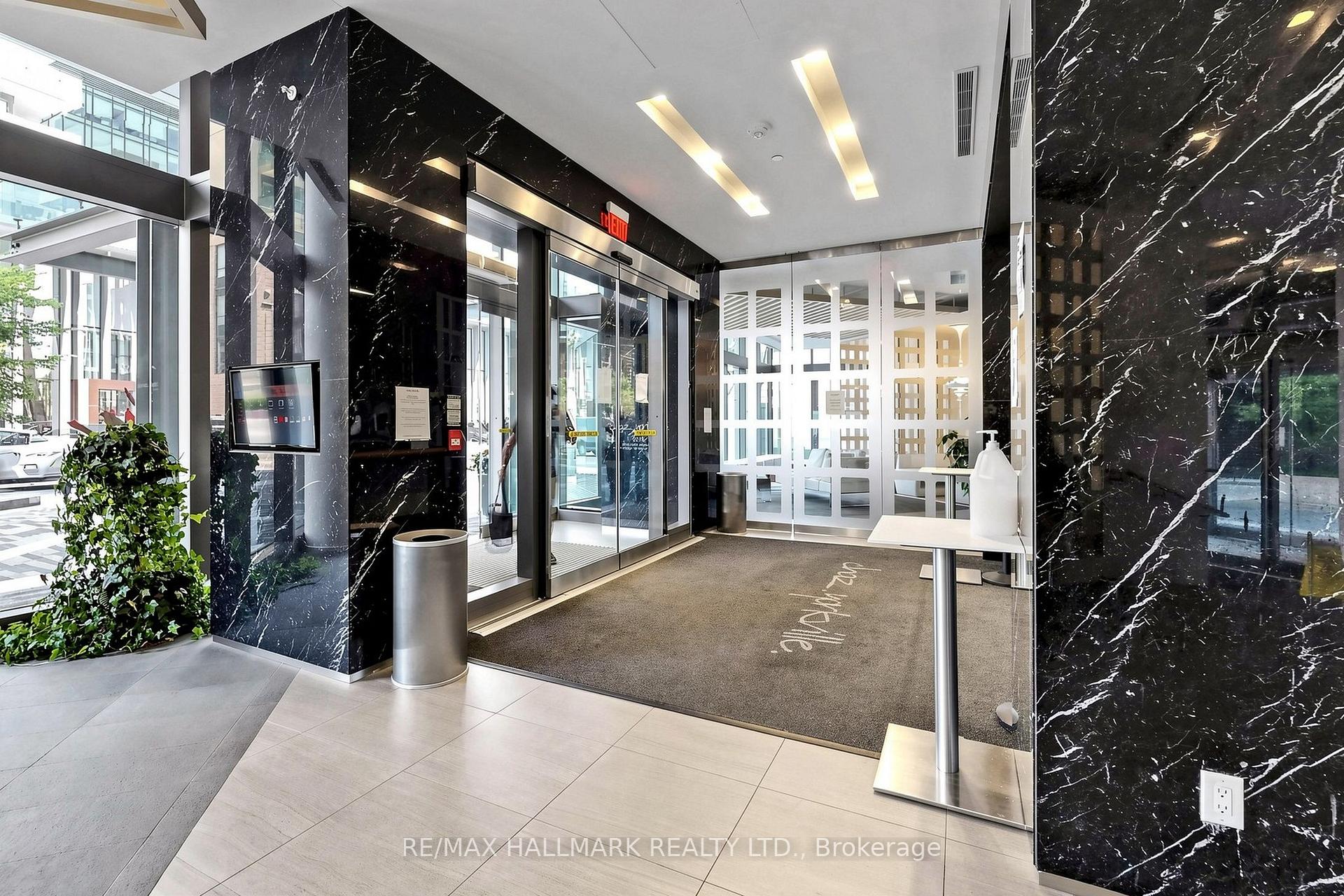 Photo 3 of Unit 3801, 45 Charles Street E, Toronto, Church-Yonge Corridor — HOMEH