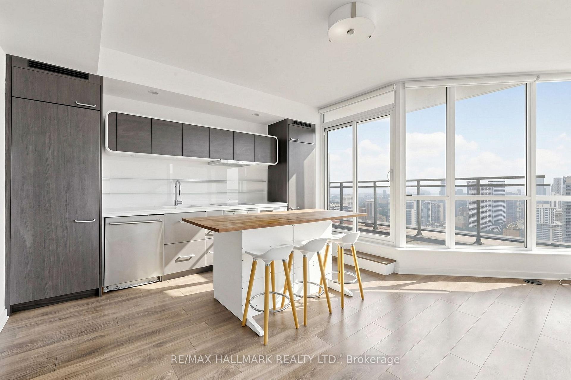Photo 11 of Unit 3801, 45 Charles Street E, Toronto, Church-Yonge Corridor — HOMEH