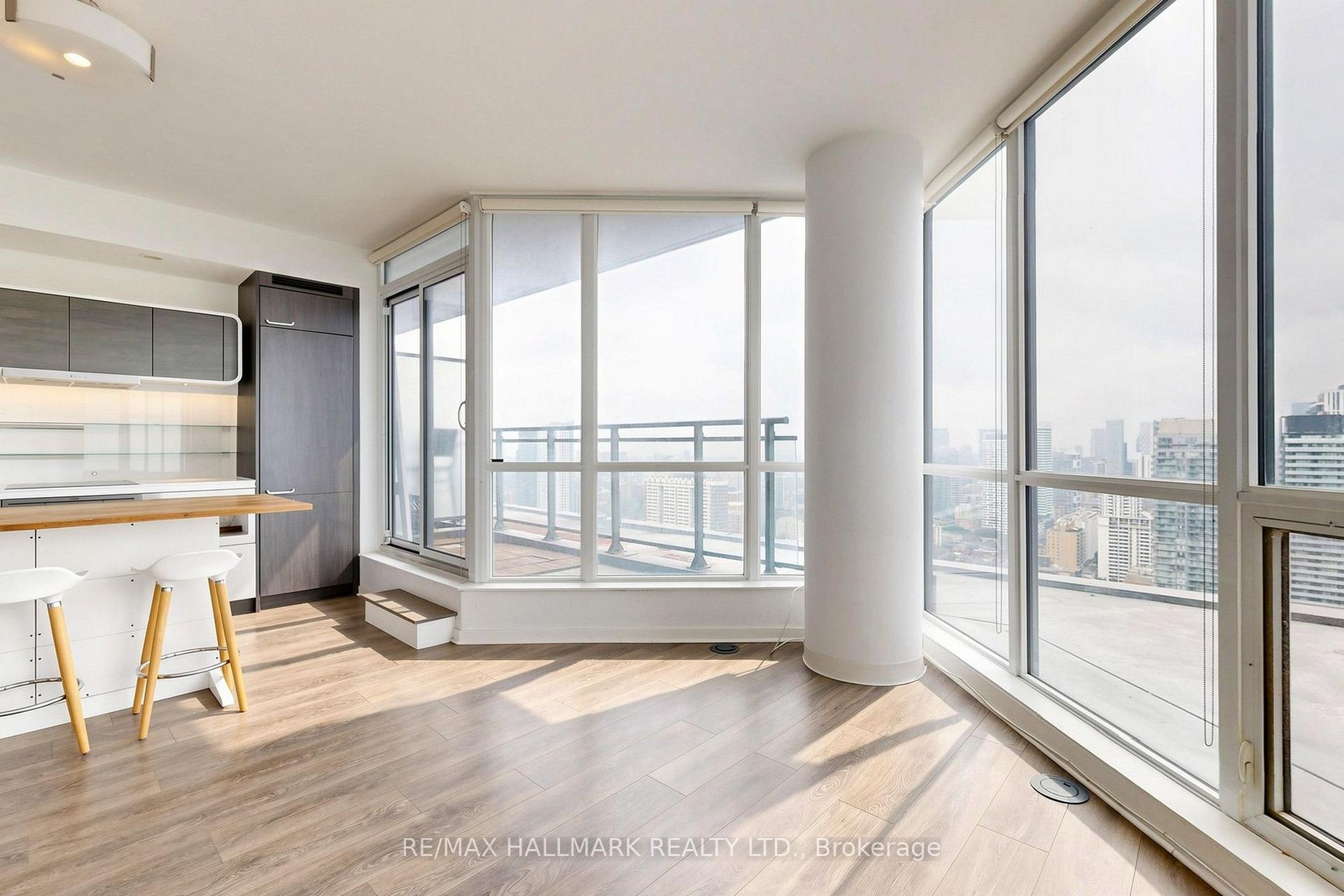 Photo 14 of Unit 3801, 45 Charles Street E, Toronto, Church-Yonge Corridor — HOMEH