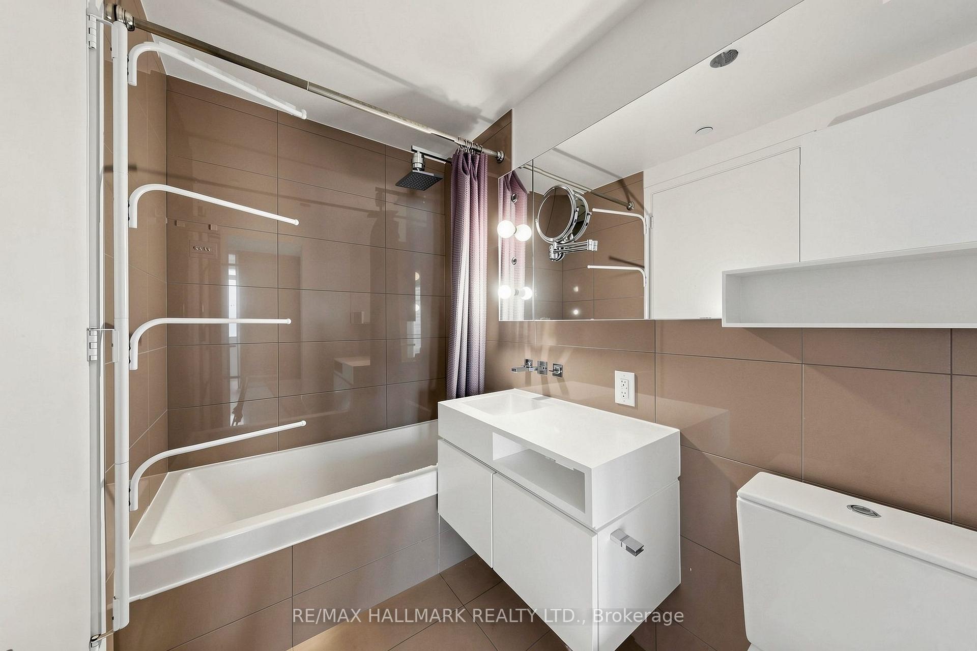 Photo 22 of Unit 3801, 45 Charles Street E, Toronto, Church-Yonge Corridor — HOMEH