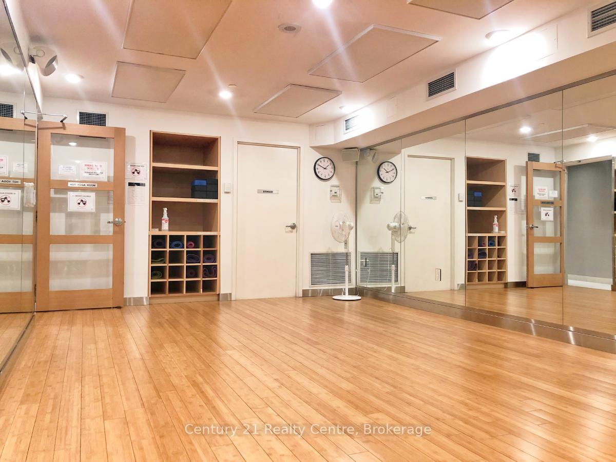 Photo 28 of Unit 3307, 21 Iceboat Terrace, Toronto, Waterfront Communities — HOMEH