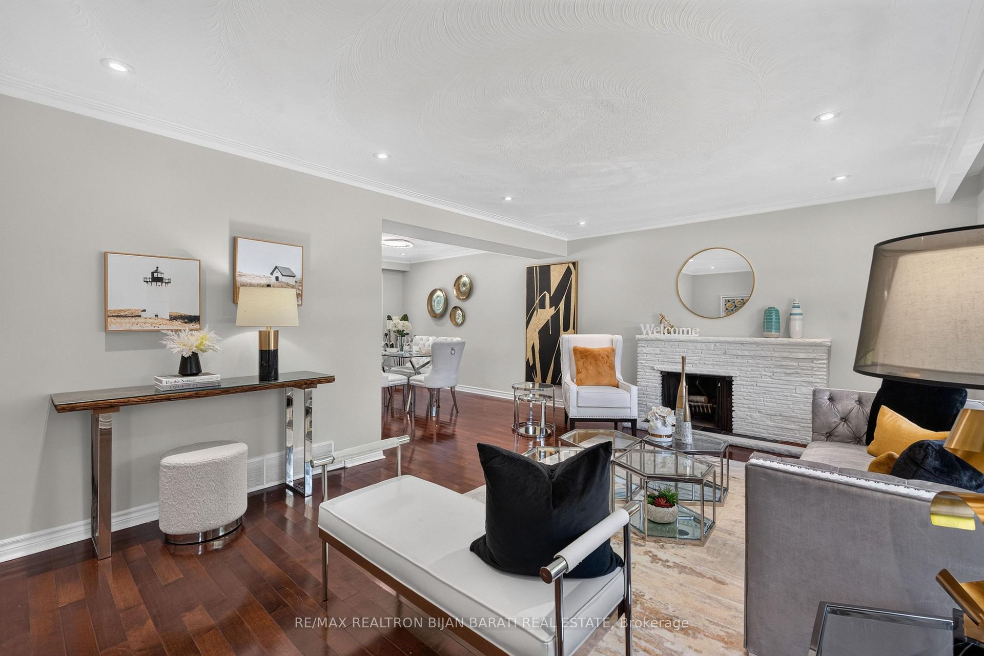 Photo 7 of 215 Grandview Avenue, Markham, Grandview — HOMEH