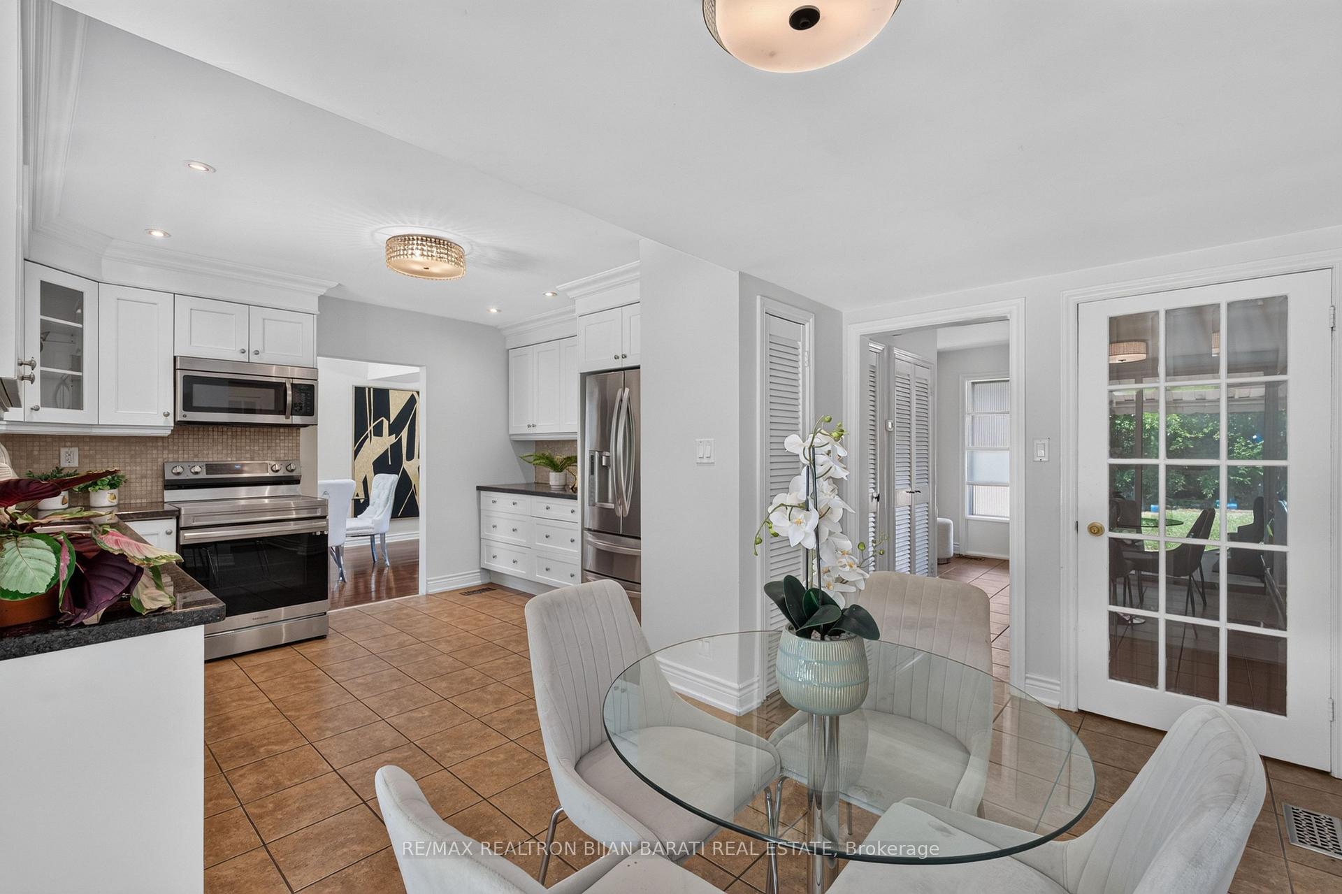 Photo 22 of 215 Grandview Avenue, Markham, Grandview — HOMEH