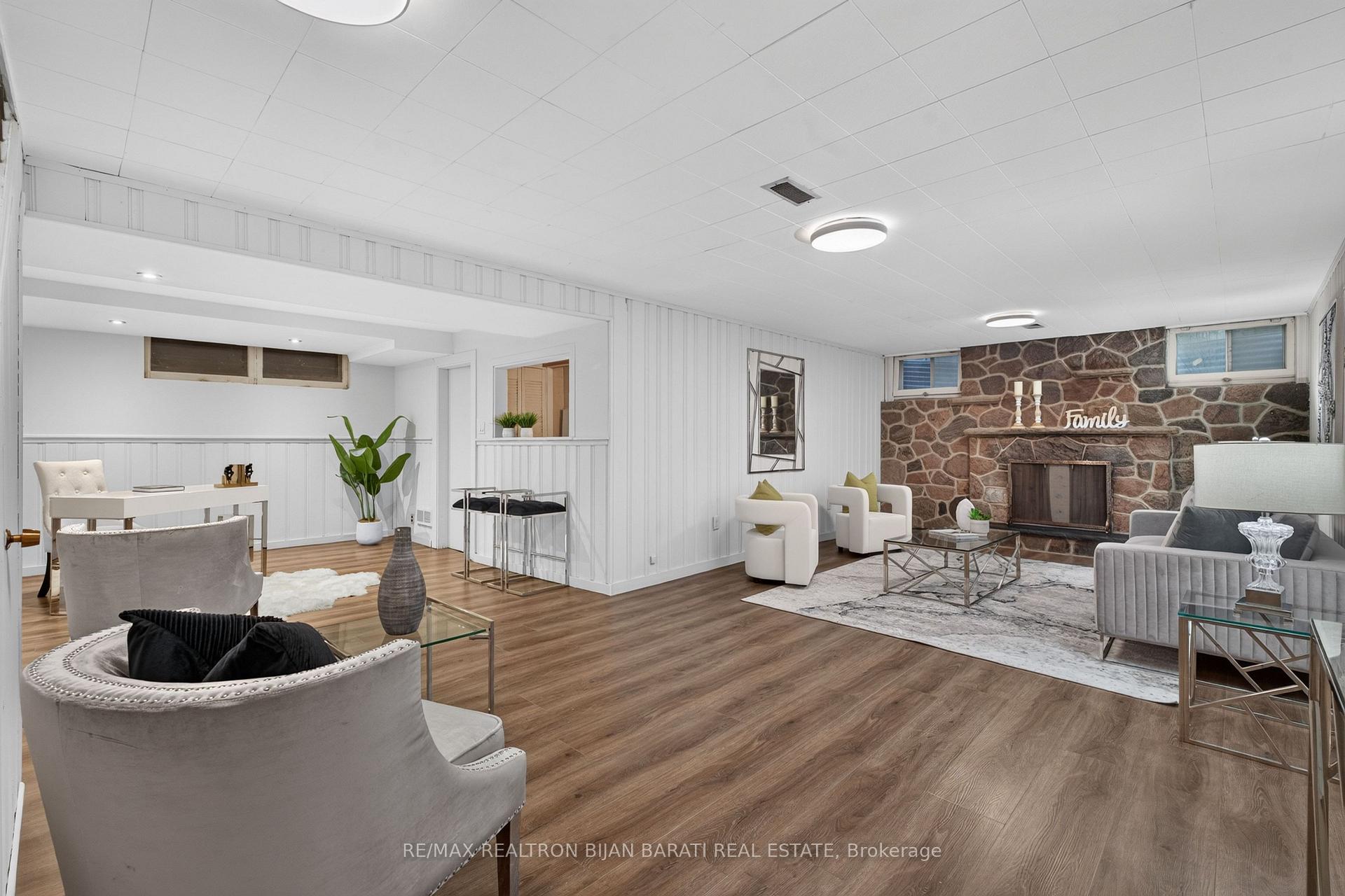 Photo 34 of 215 Grandview Avenue, Markham, Grandview — HOMEH