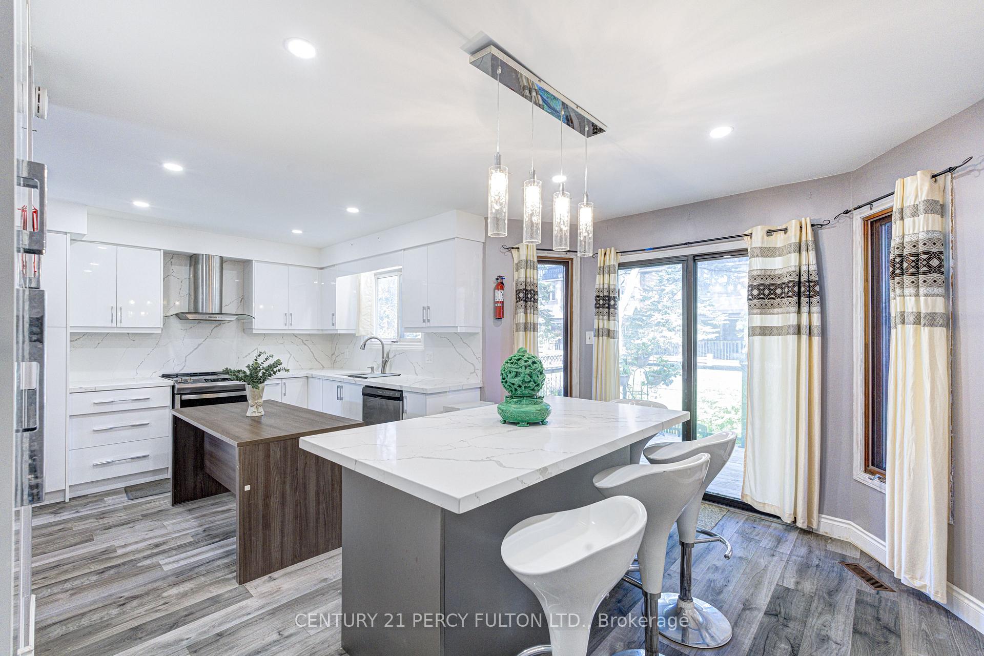 Photo 20 of 1042 Wetherby Lane, Mississauga, Rathwood — HOMEH