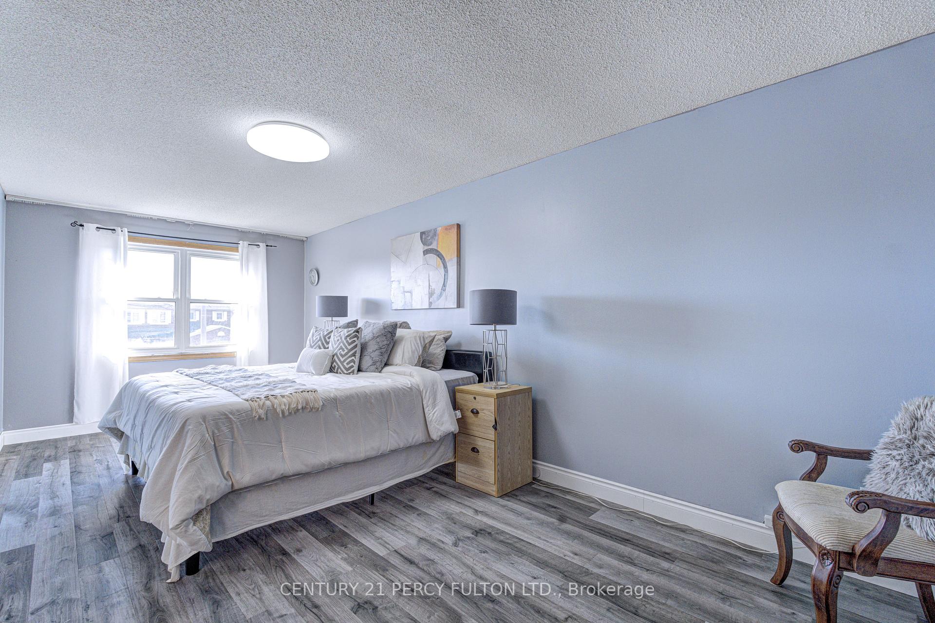 Photo 24 of 1042 Wetherby Lane, Mississauga, Rathwood — HOMEH