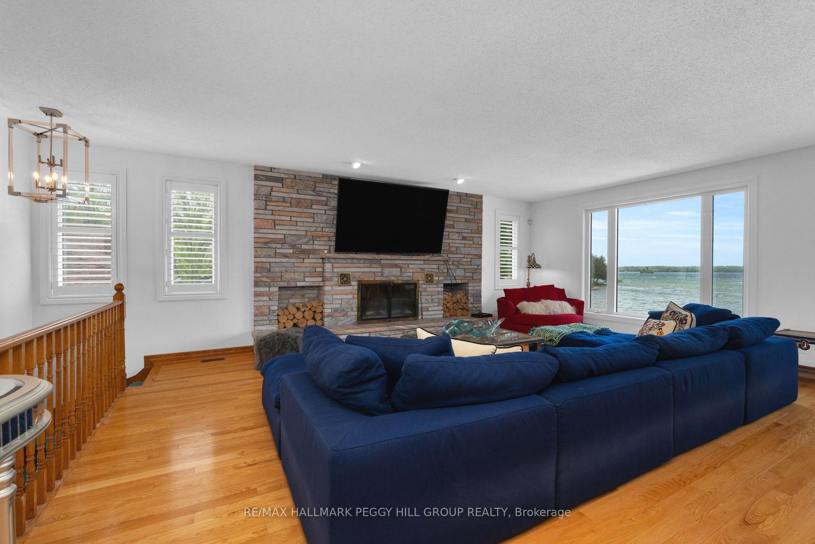 Photo 10 of 3686 Portage Bay Road, Ramara, Rural Ramara — HOMEH