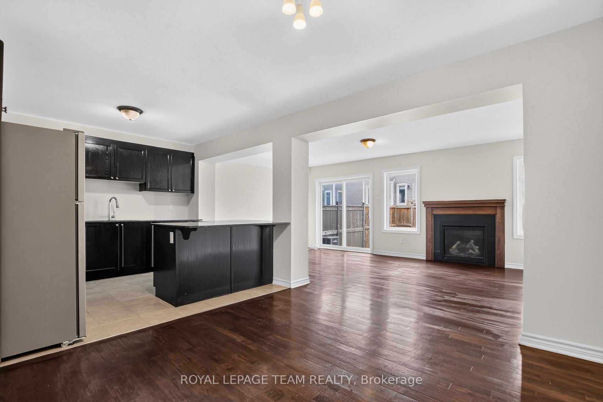 Photo 14 of 217 Conifer Creek Circle, Ottawa, Kanata - Emerald Meadows/Trailwest — HOMEH