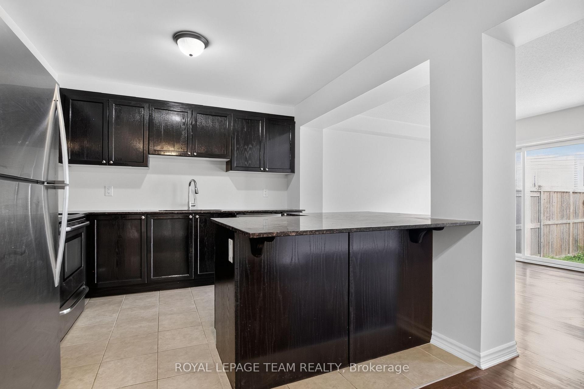 Photo 20 of 217 Conifer Creek Circle, Ottawa, Kanata - Emerald Meadows/Trailwest — HOMEH